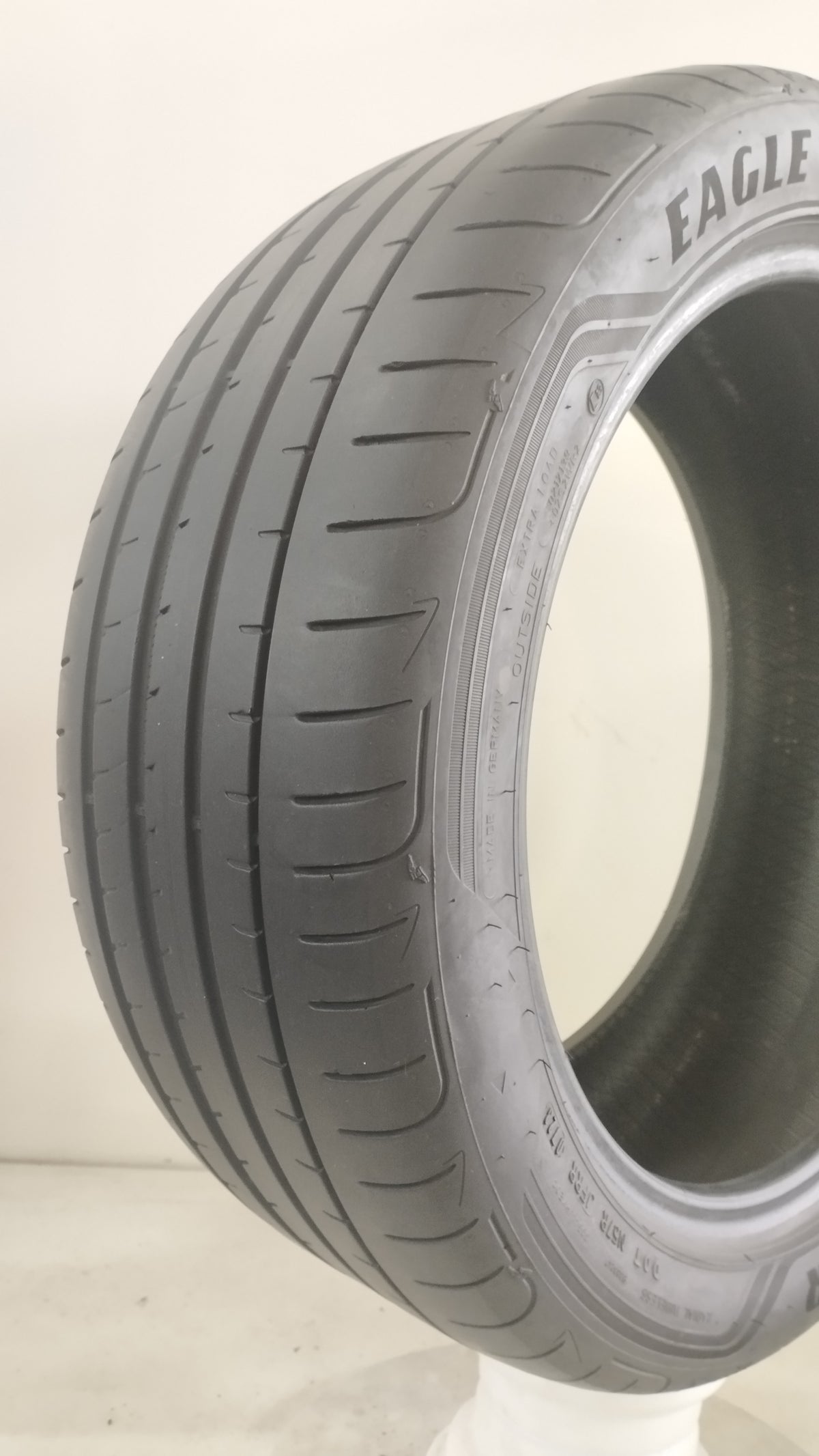 goodyear 225/45 r17 eagle f1 cod.YY337