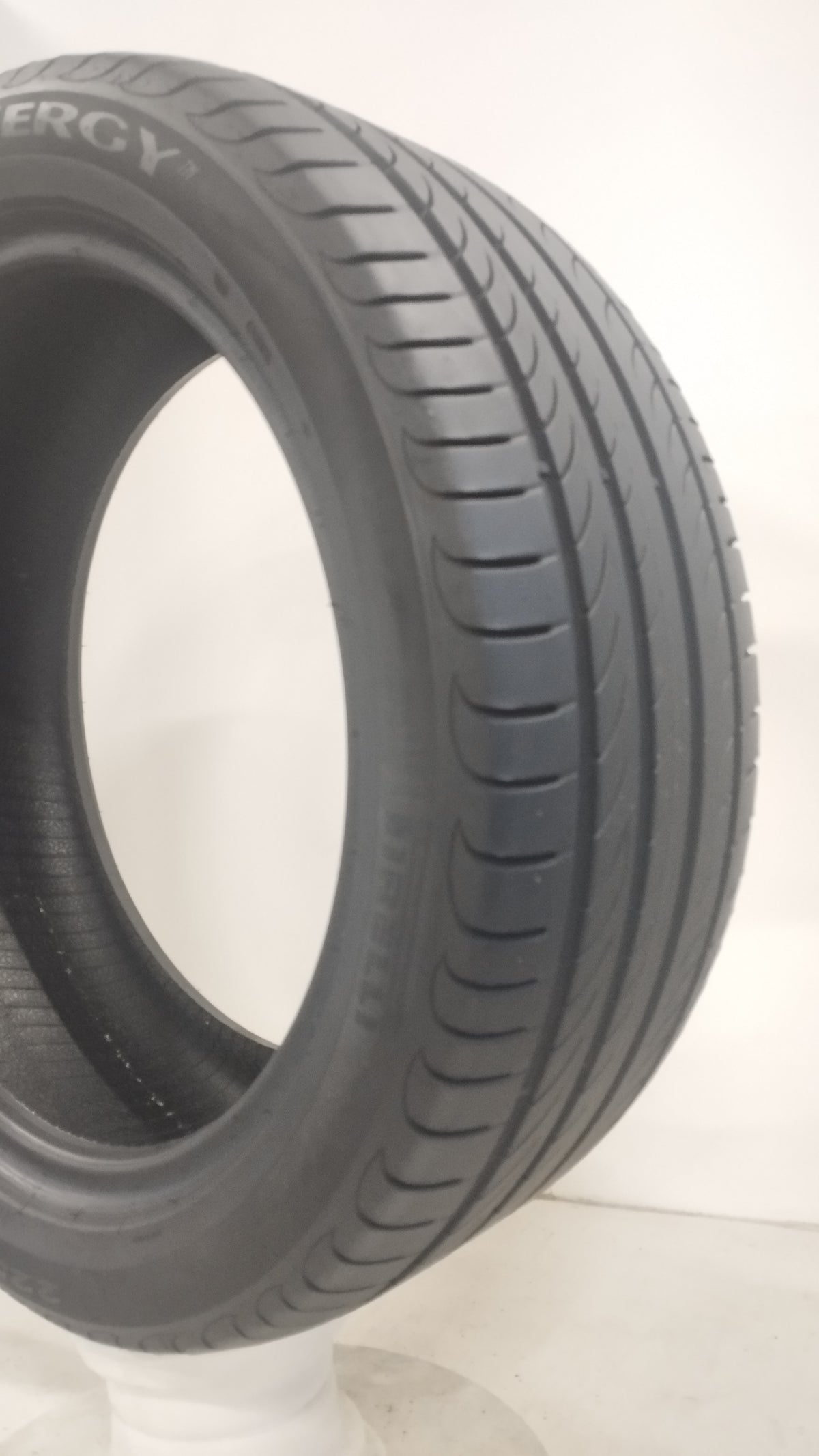 pirelli 225/45r17 powergy cod.YY339