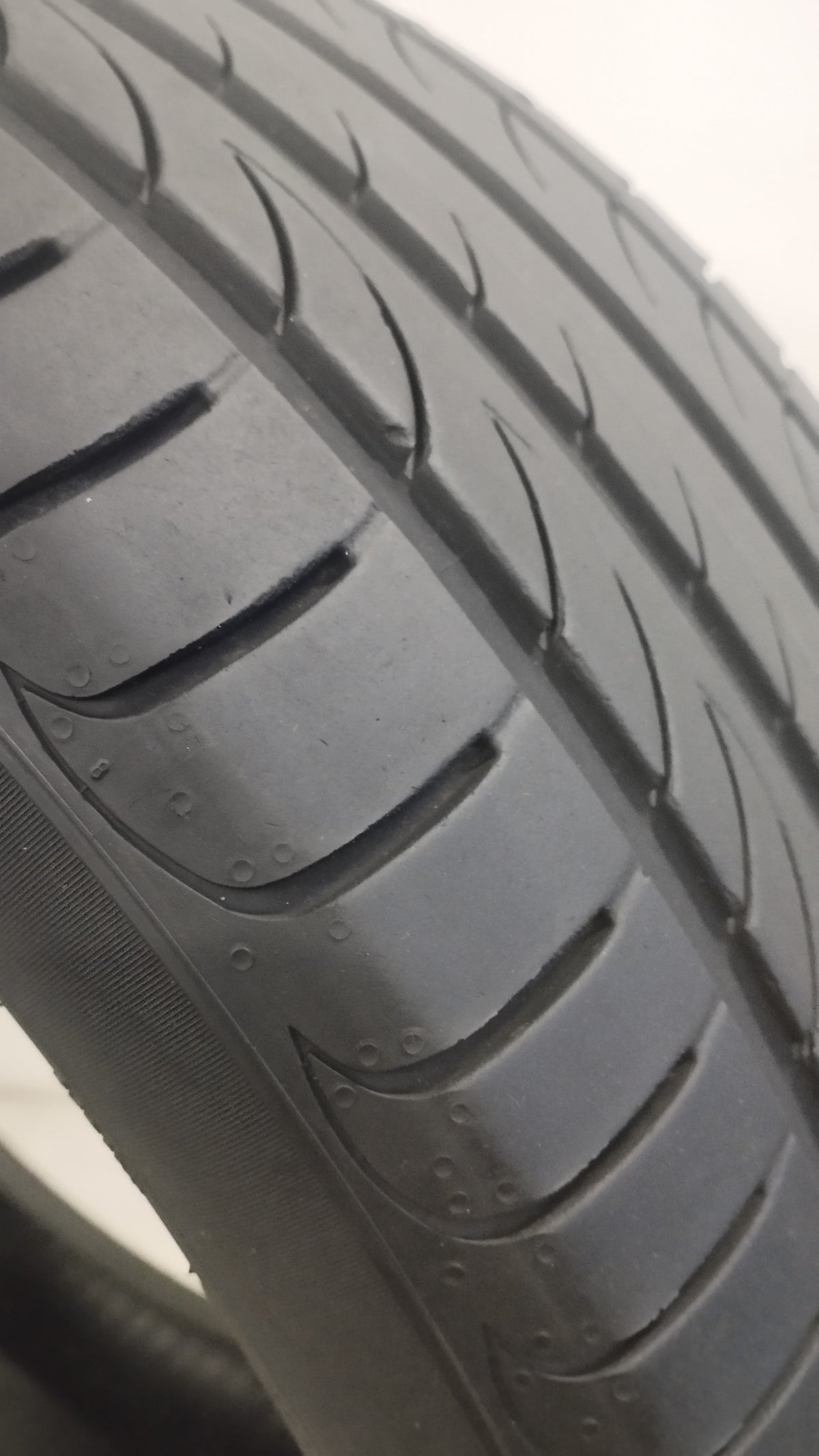 pirelli 225/45r17 powergy cod.YY339