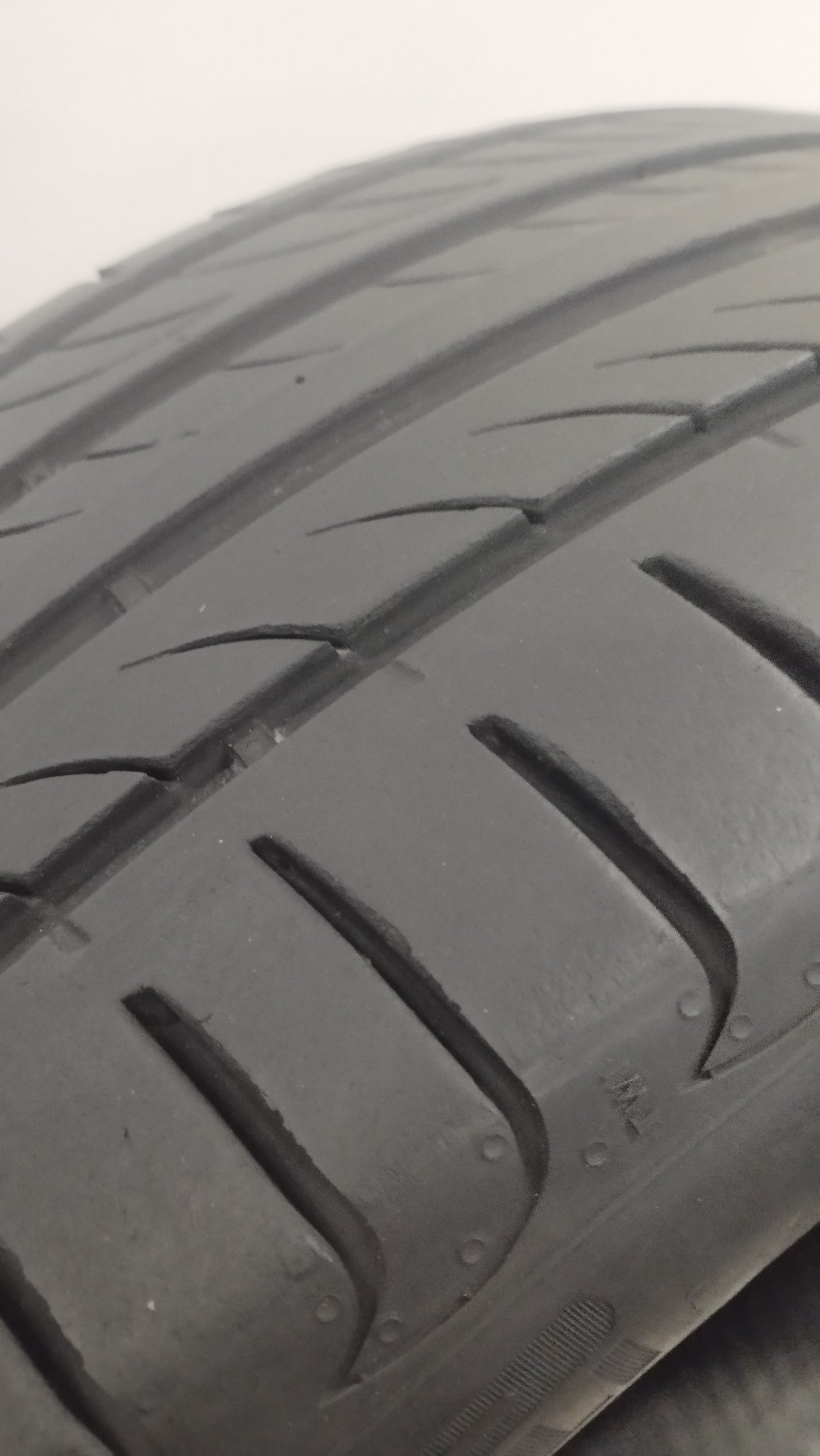 pirelli 225/45r17 powergy cod.YY339