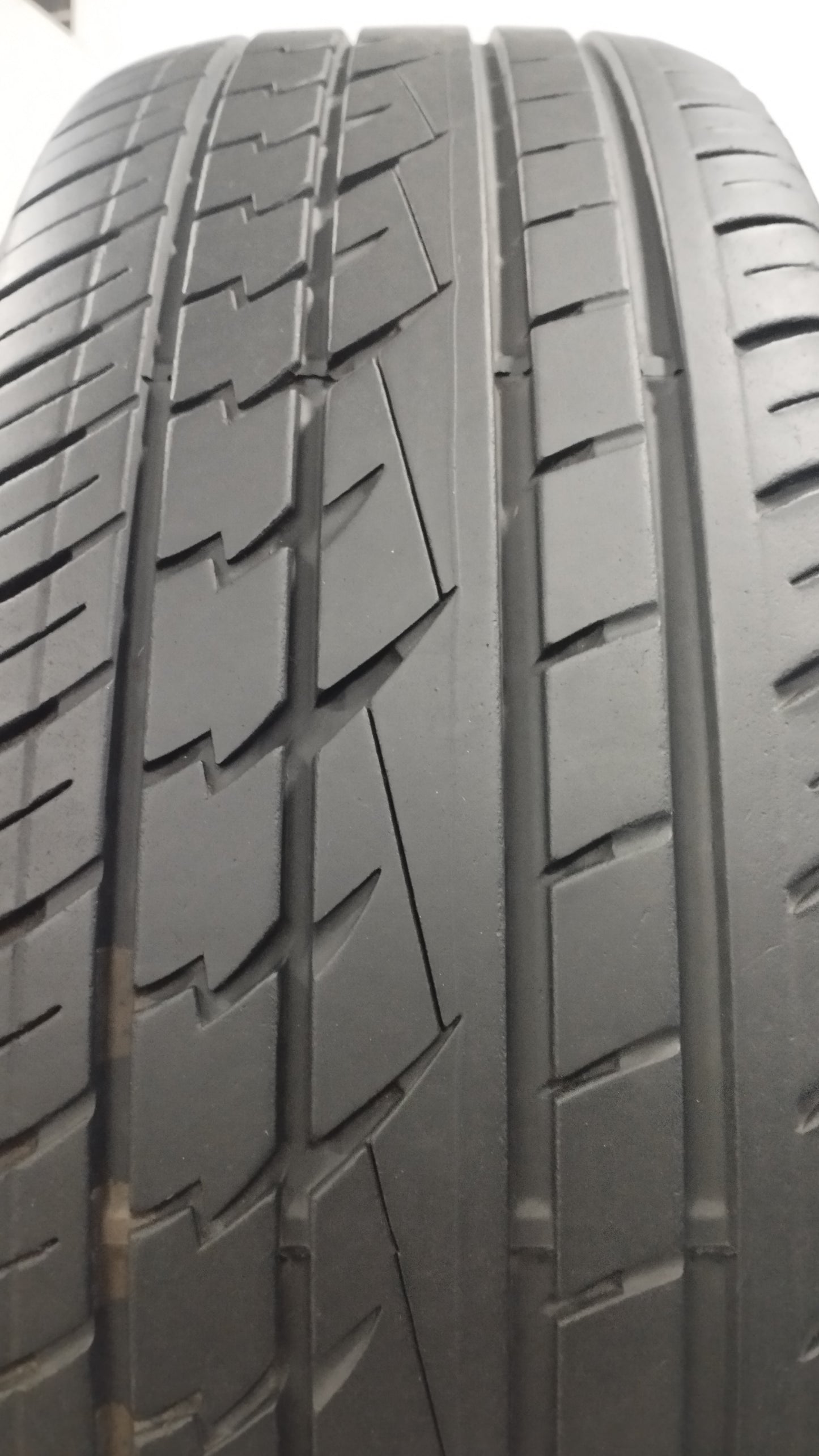 Continental 235/55 r20 crosscontact uhp cod.YY342