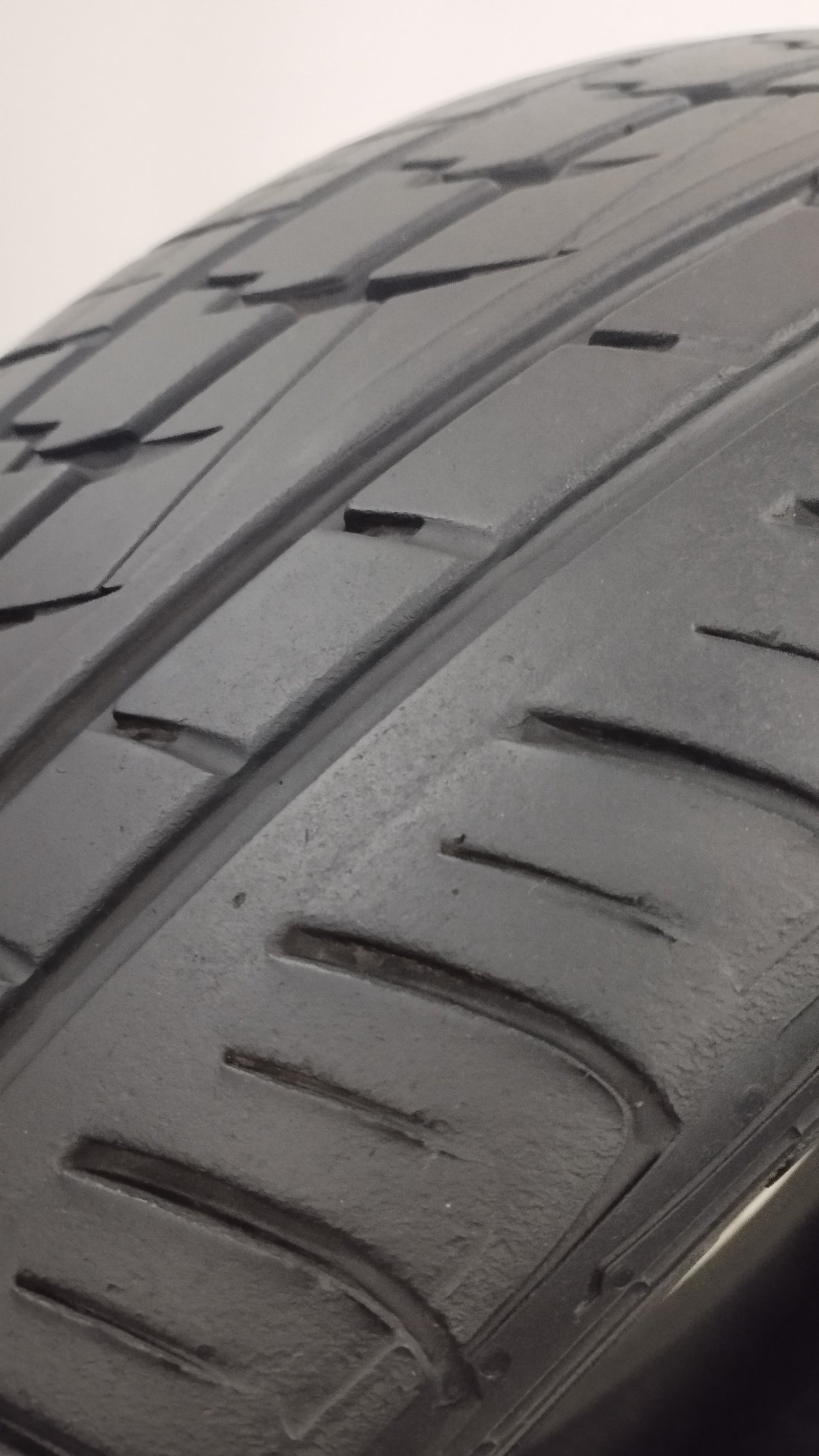 Continental 235/55 r20 crosscontact uhp cod.YY342