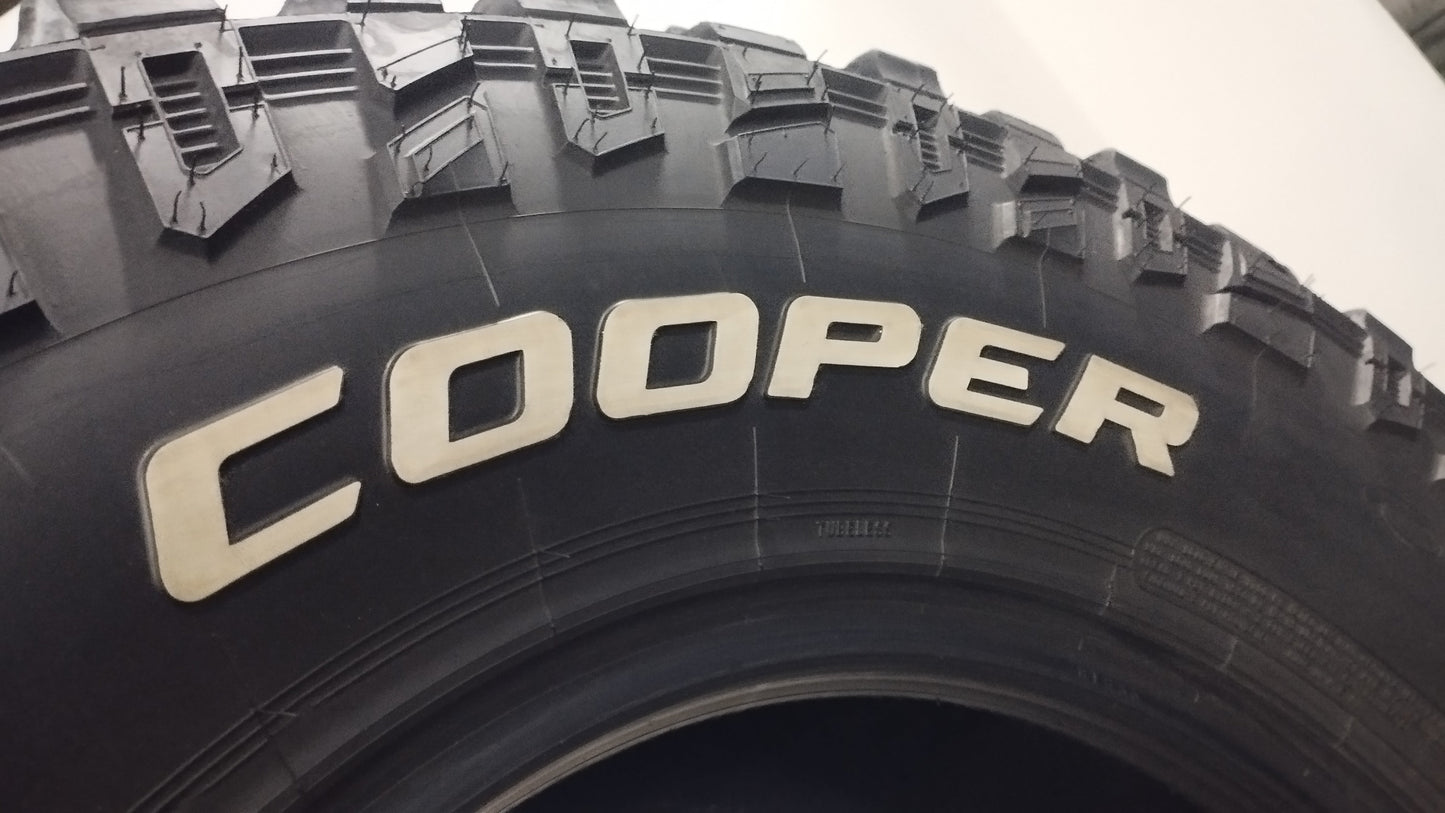 cooper 305/70 r18 discoverer stt pro cod.YY343