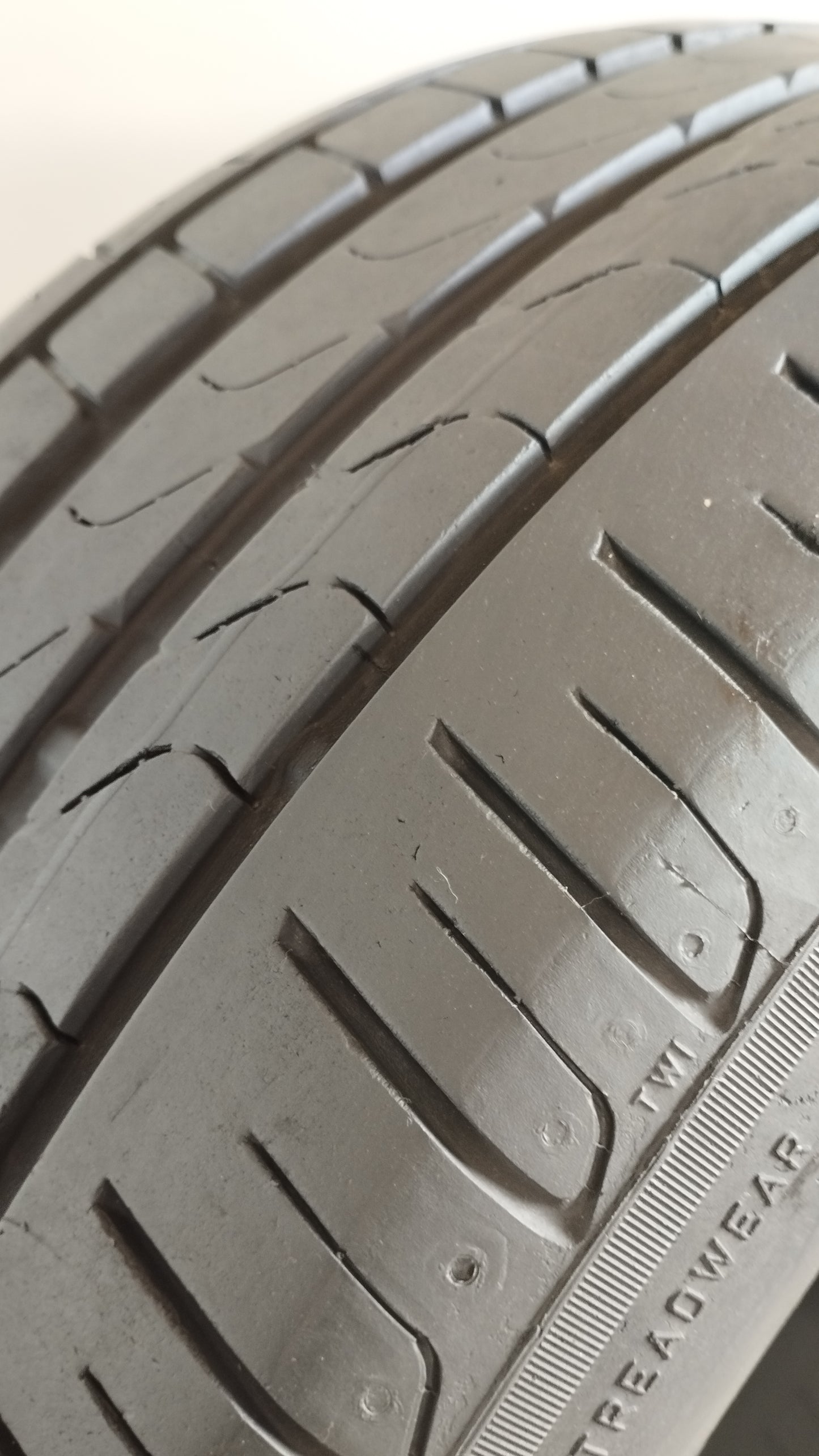 pirelli 225/50 r16 cinturato p7 cod.YY361