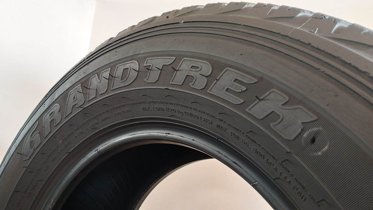dunlop 265/65 r17 grandtrek at 22 cod.YY364