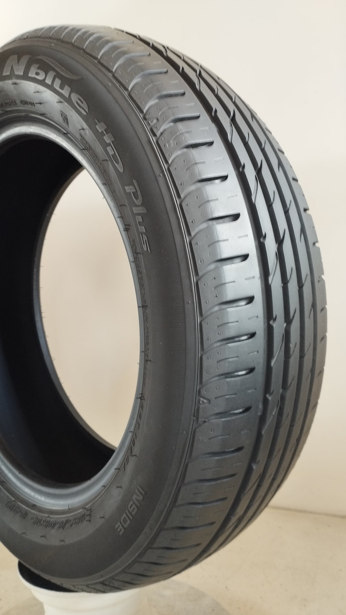 nexen 185/60 r15 nblue hd plus cod.YY378