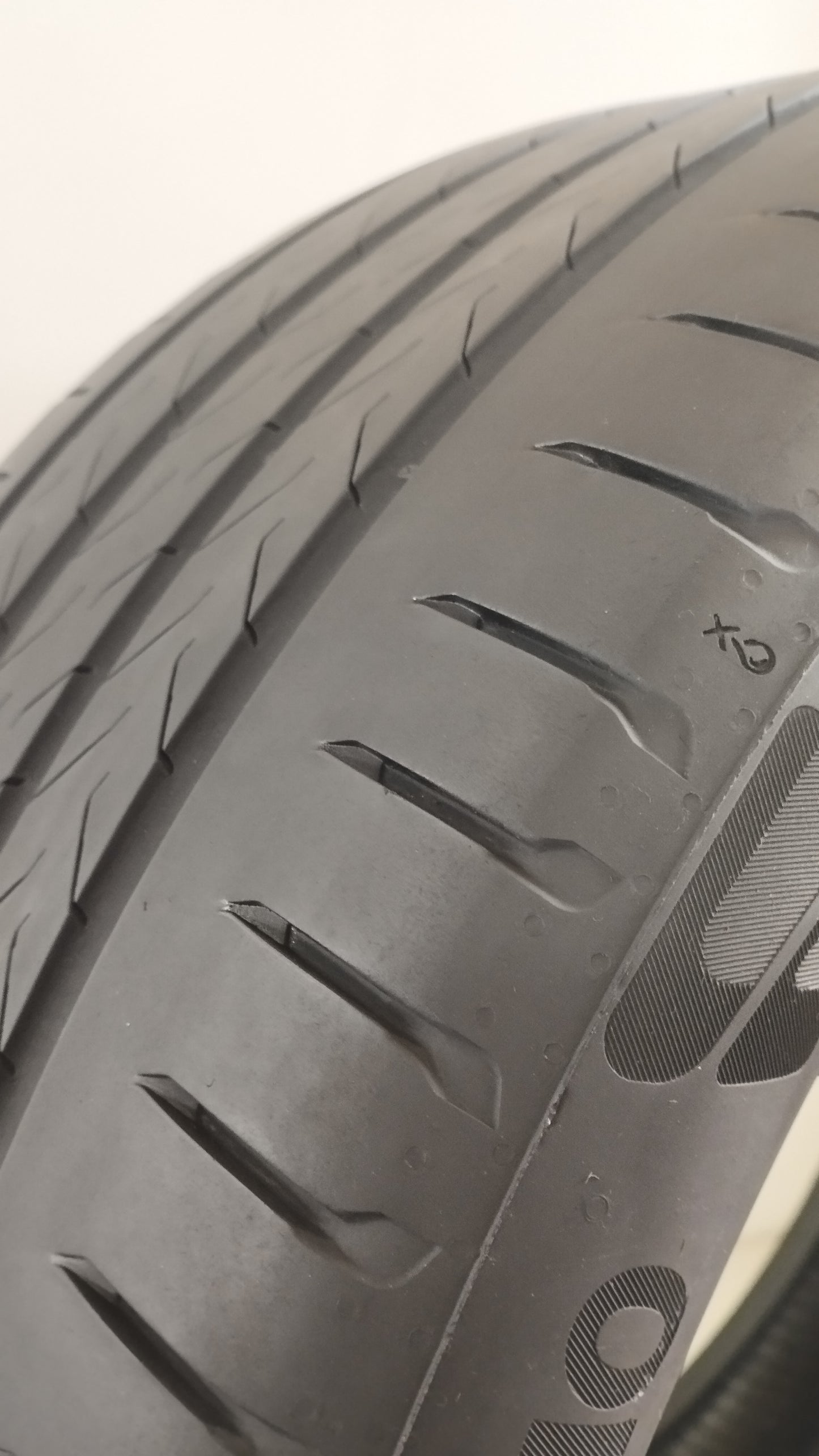 continental 285/40 r20 ecocontact 6q mo YY37