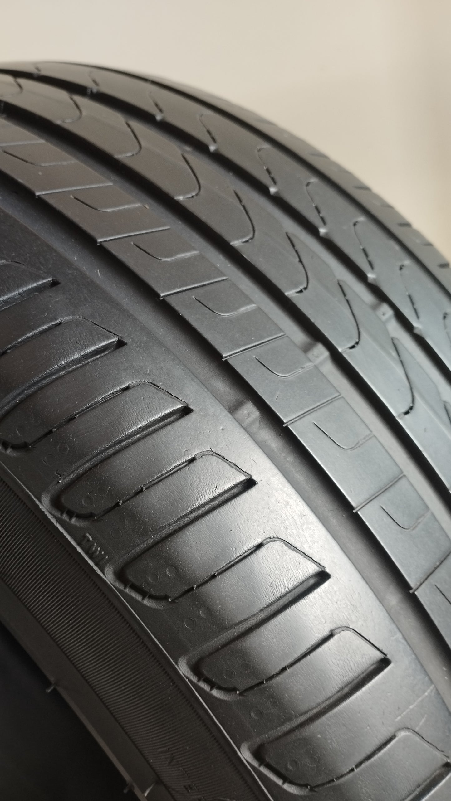pirelli 275/35 r19 cinturato p7 runflat cod.YY381