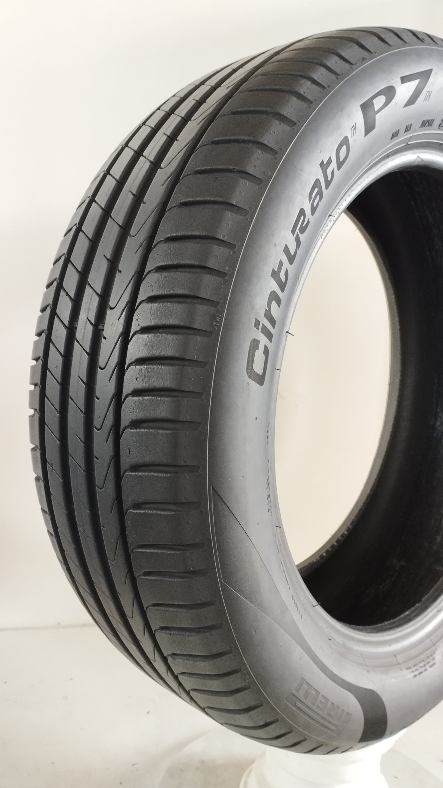 pirelli 215/55 r17 cinturato p7 cod.YY385
