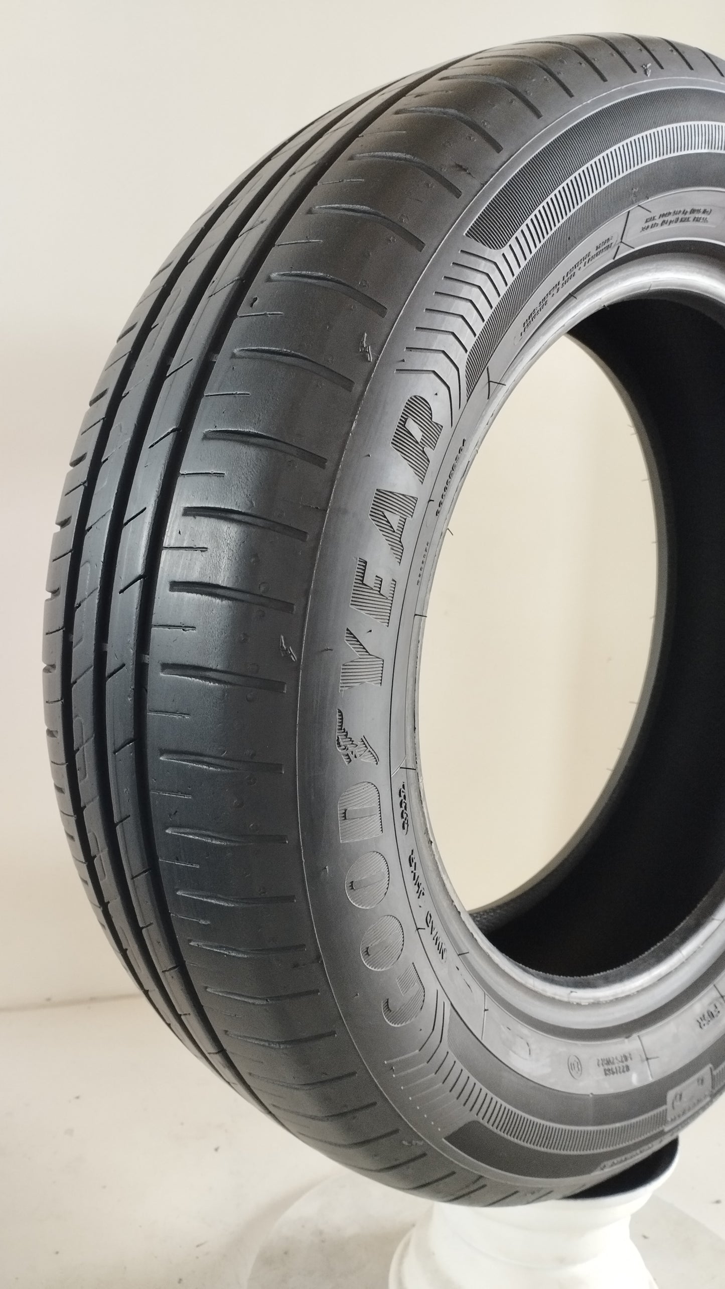 goodyear 185/65 r15 efficientgrip cod.YY393