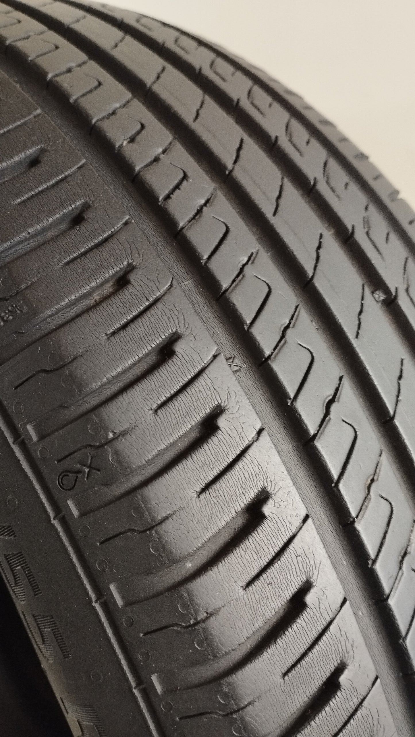 barum 185/55 r15 bravuris 5 hm cod.YY397