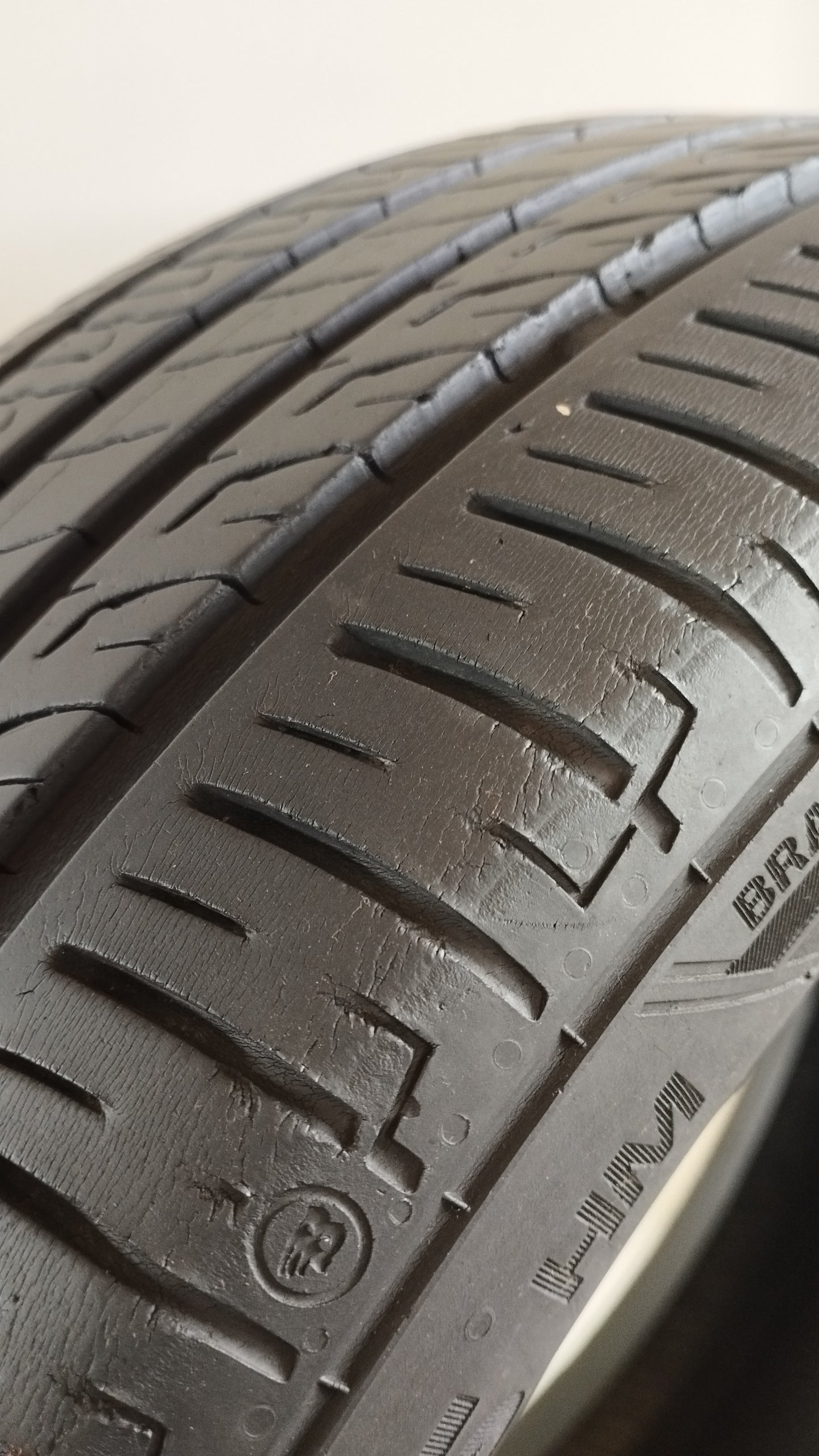 barum 185/55 r15 bravuris 5 hm cod.YY397