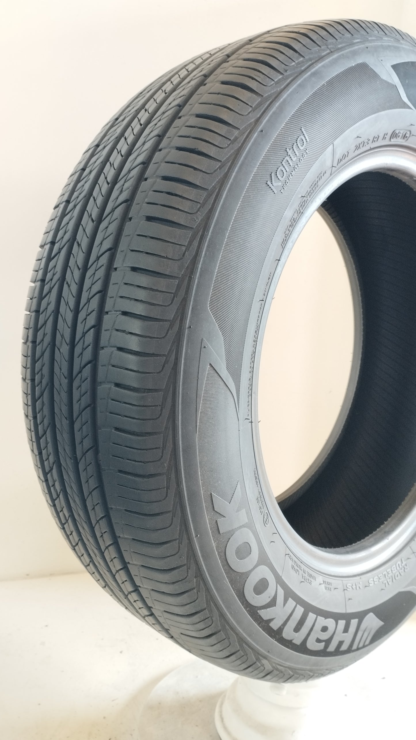 hankook 215/65 r16 dynapro hp2 cod.YY404