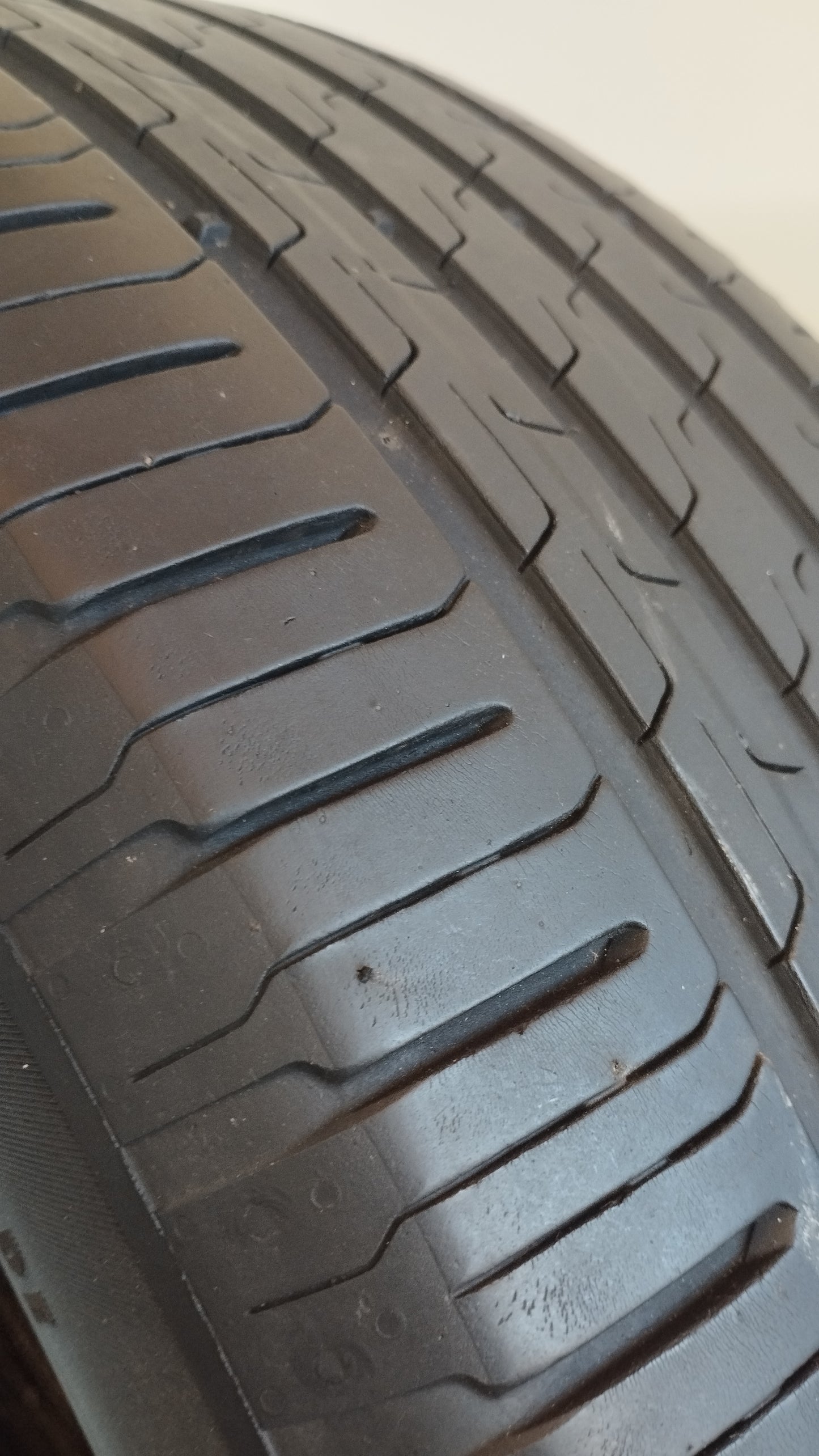 continental 235/55 r18 ecocontact 6 cod.YY409