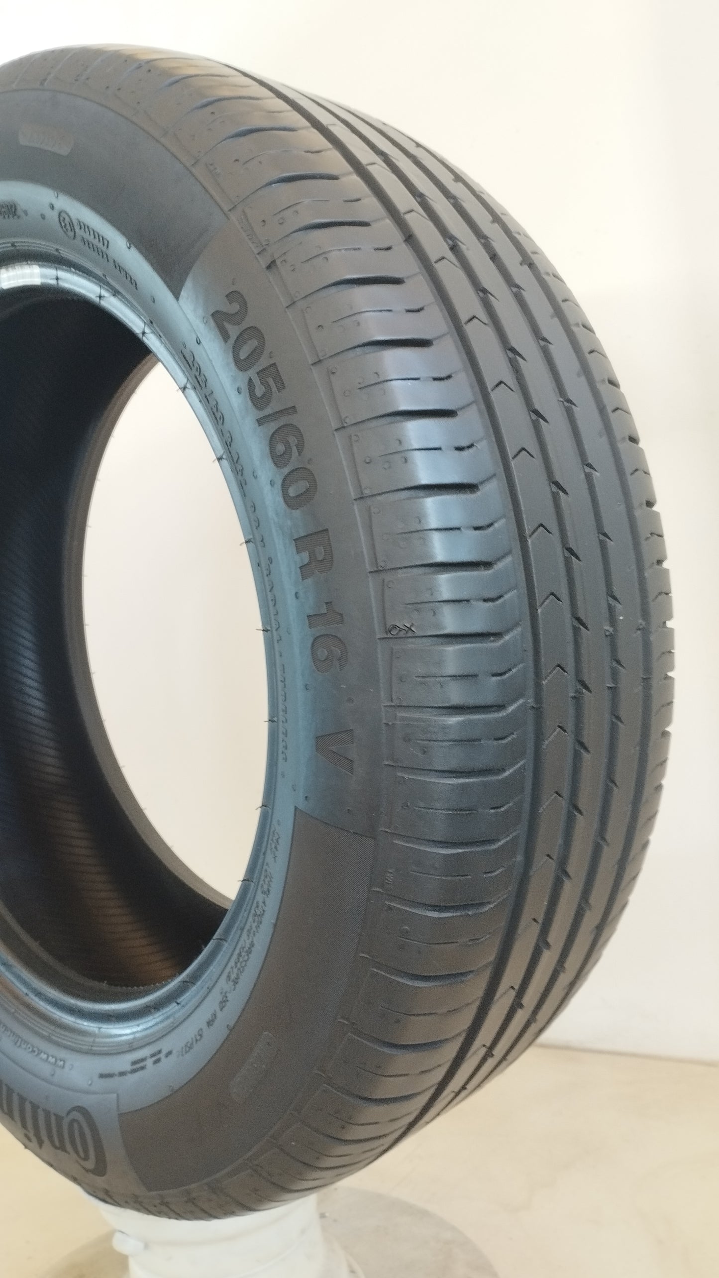 continental 205/60 r16 contipremiumcontact 5 rft cod.YY412