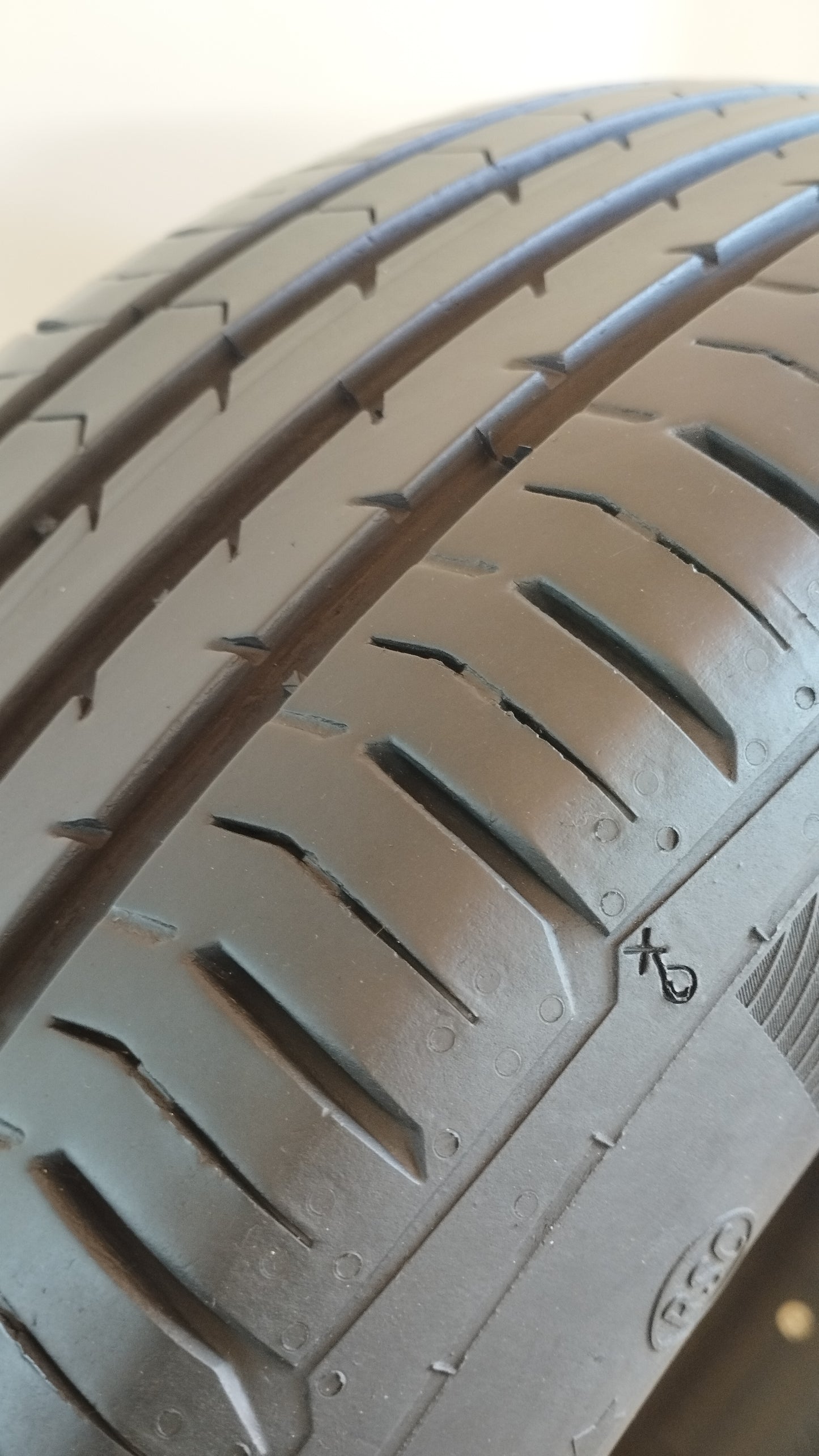 continental 205/60 r16 contipremiumcontact 5 rft cod.YY412