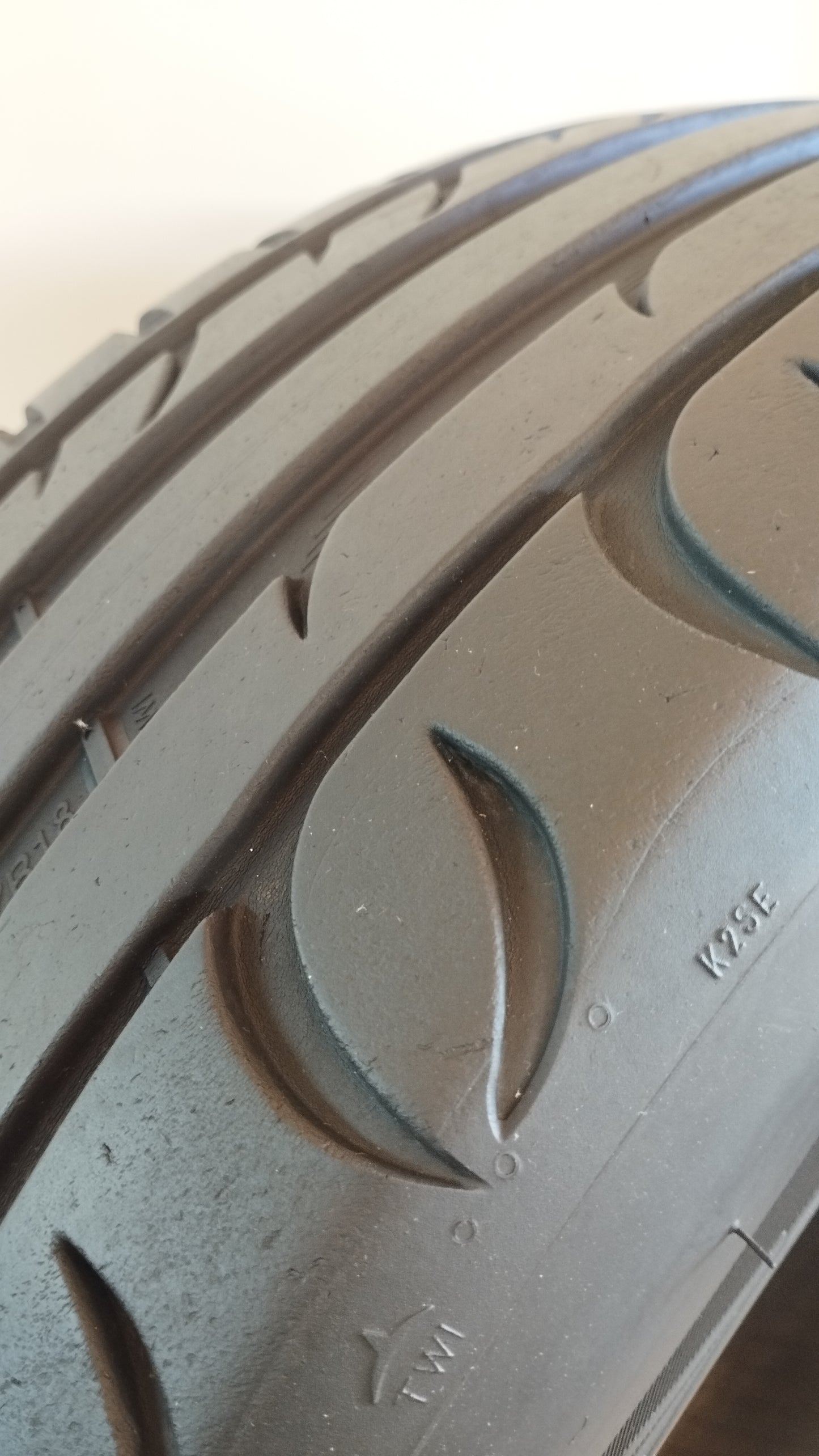 strial 225/45 r18 uhp cod.YY414