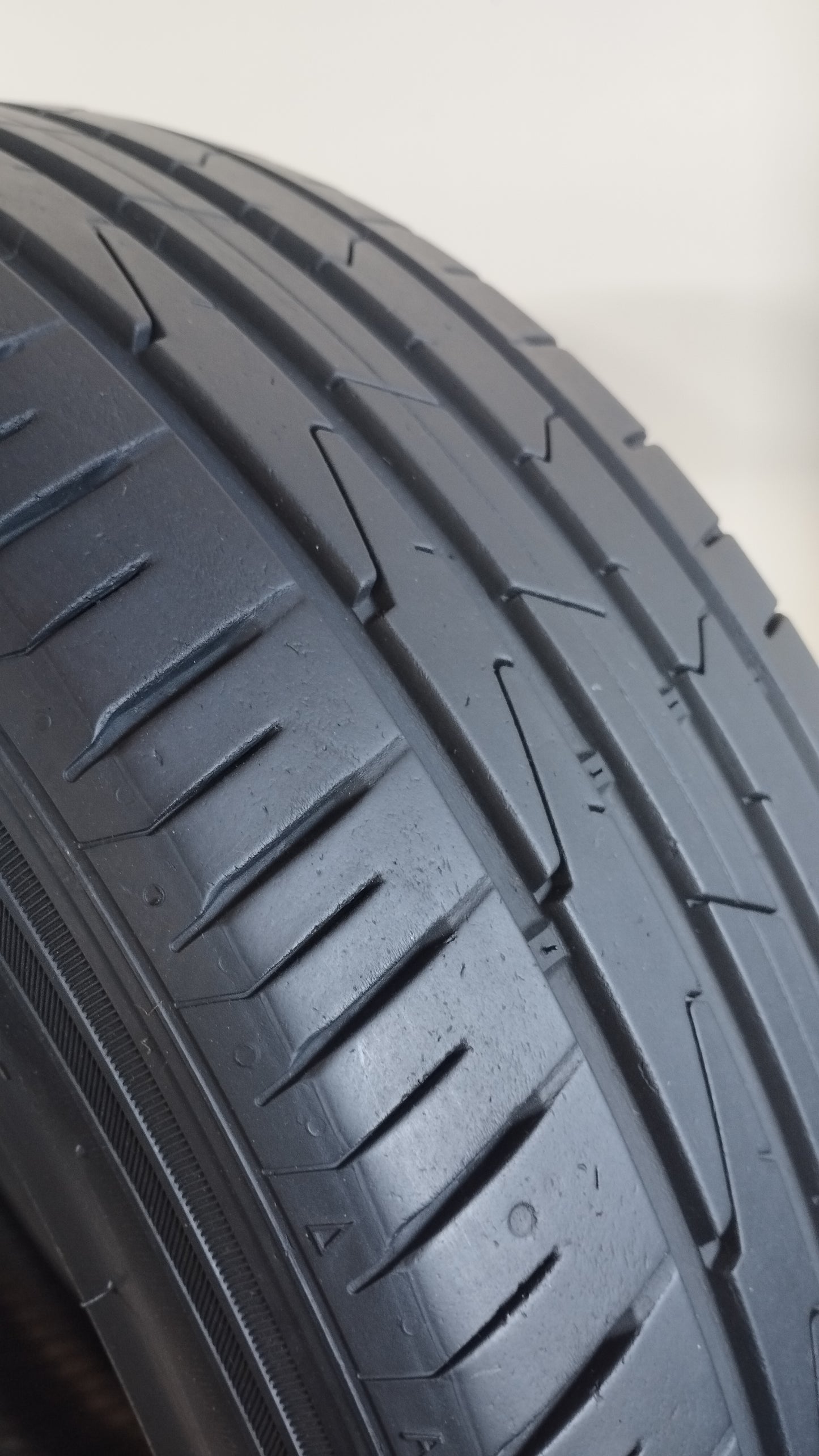 hankook 205/45 r17 ventus prime 3 cod.YY417