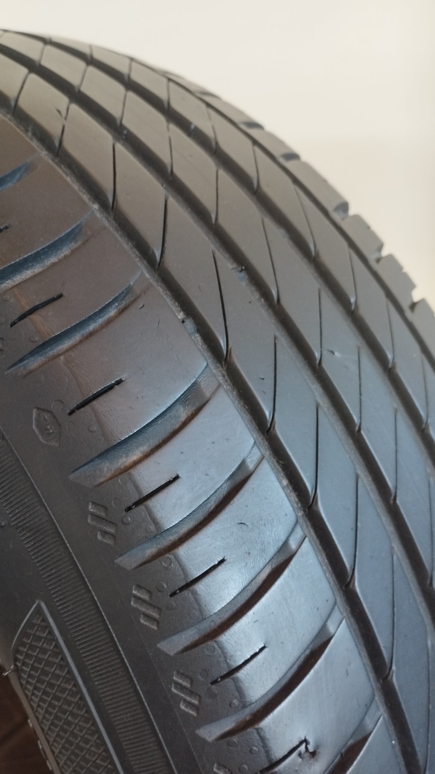 kleber 195/55 r16 dynaxer hp4 cod.YY419