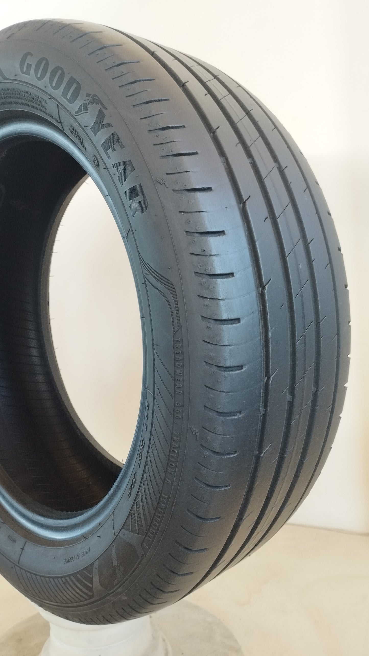 goodyear 205/55 r16 efficent grip cod.YY424