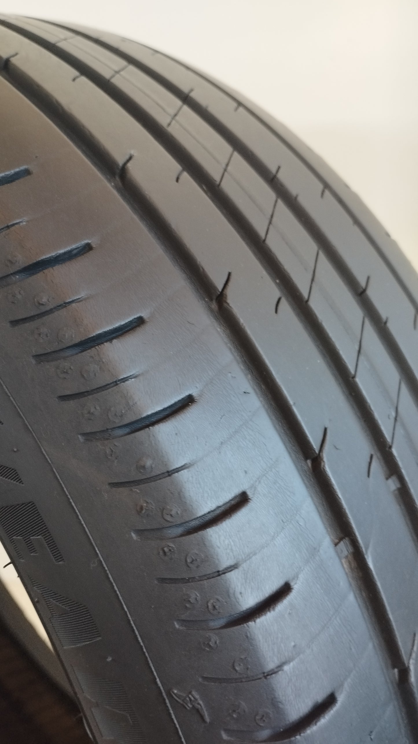 goodyear 205/55 r16 efficent grip cod.YY424