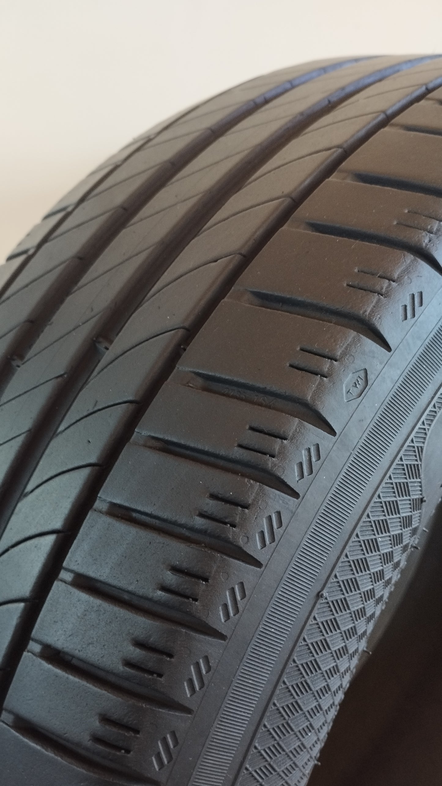 kleber 225/55 r18 dynaxer suv cod.YY429