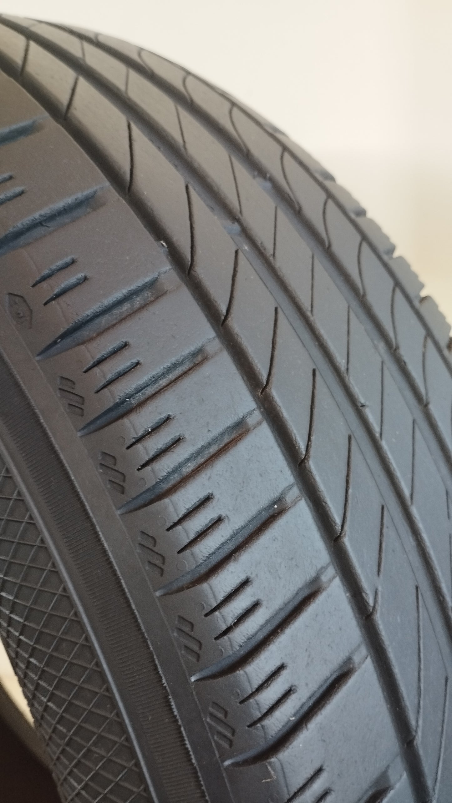 kleber 225/55 r18 dynaxer suv cod.YY430