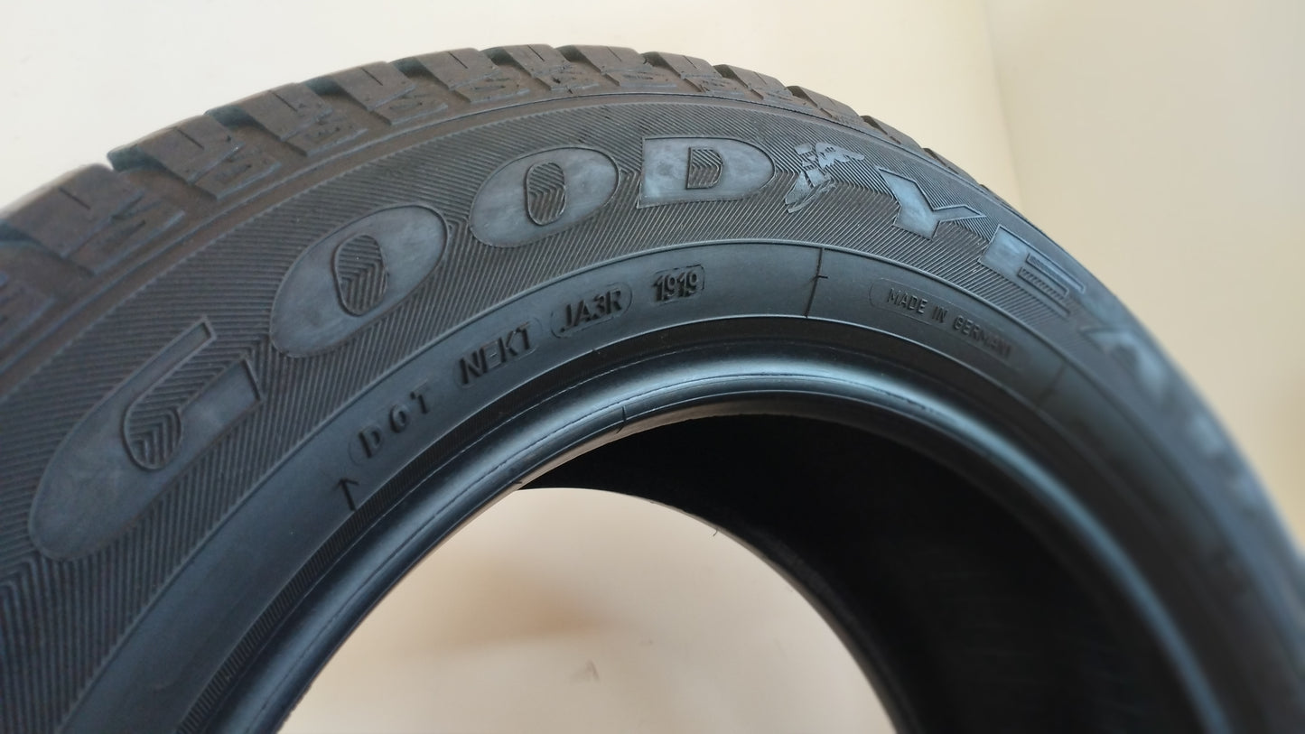 goodyear 215/60 r17 vector 4 season cod.YY431