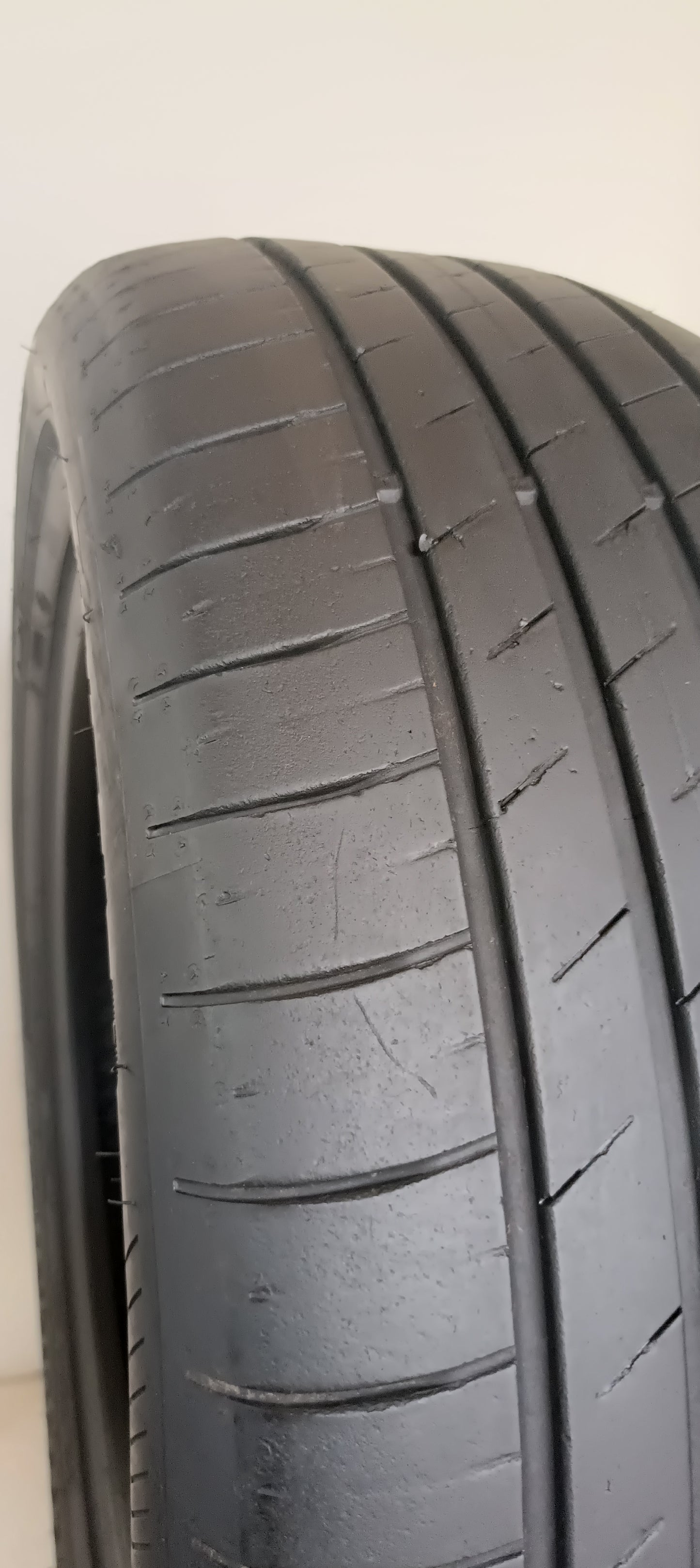 pneumatici usati goodyear 215/55 R17 efficientgrip performance cod.YY439