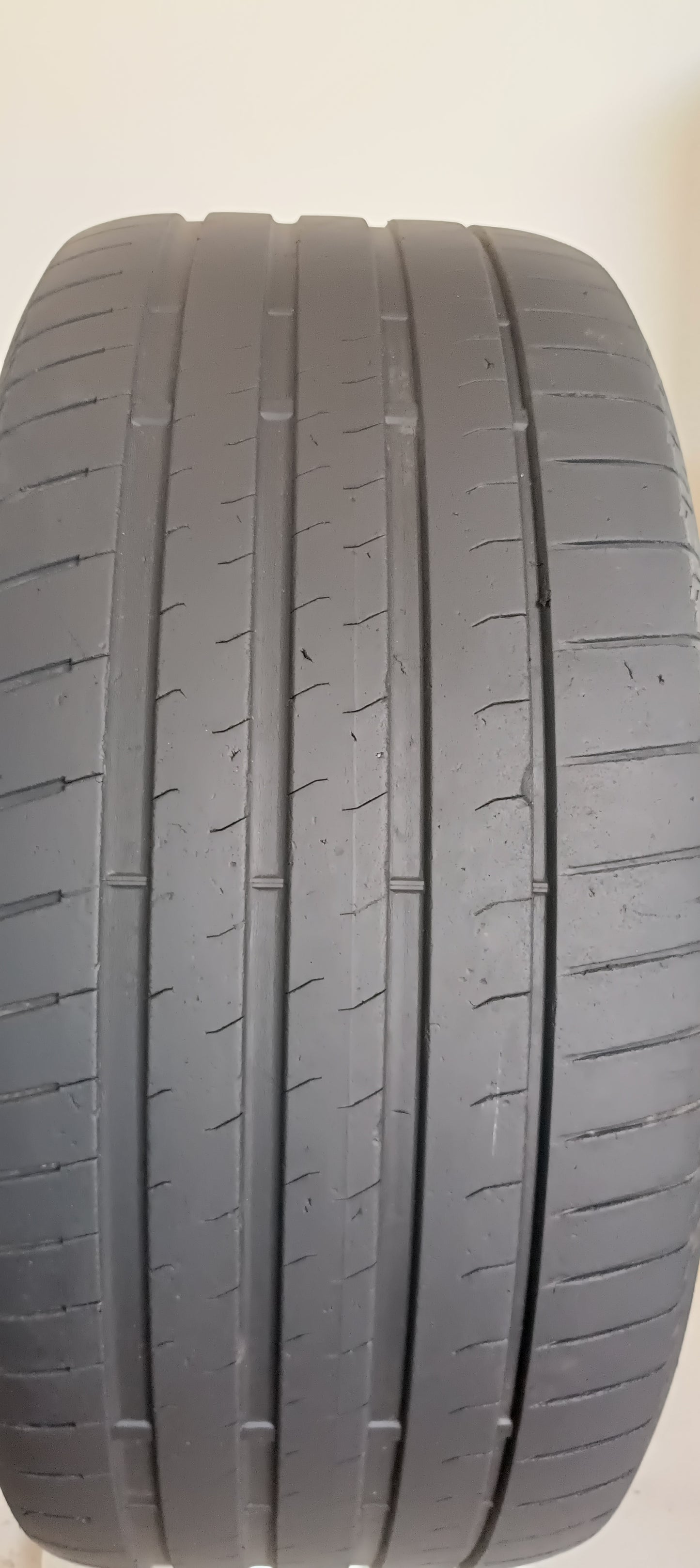 pneumatici usati bridgestone 285/40 r22 potenza sport cod.YY451