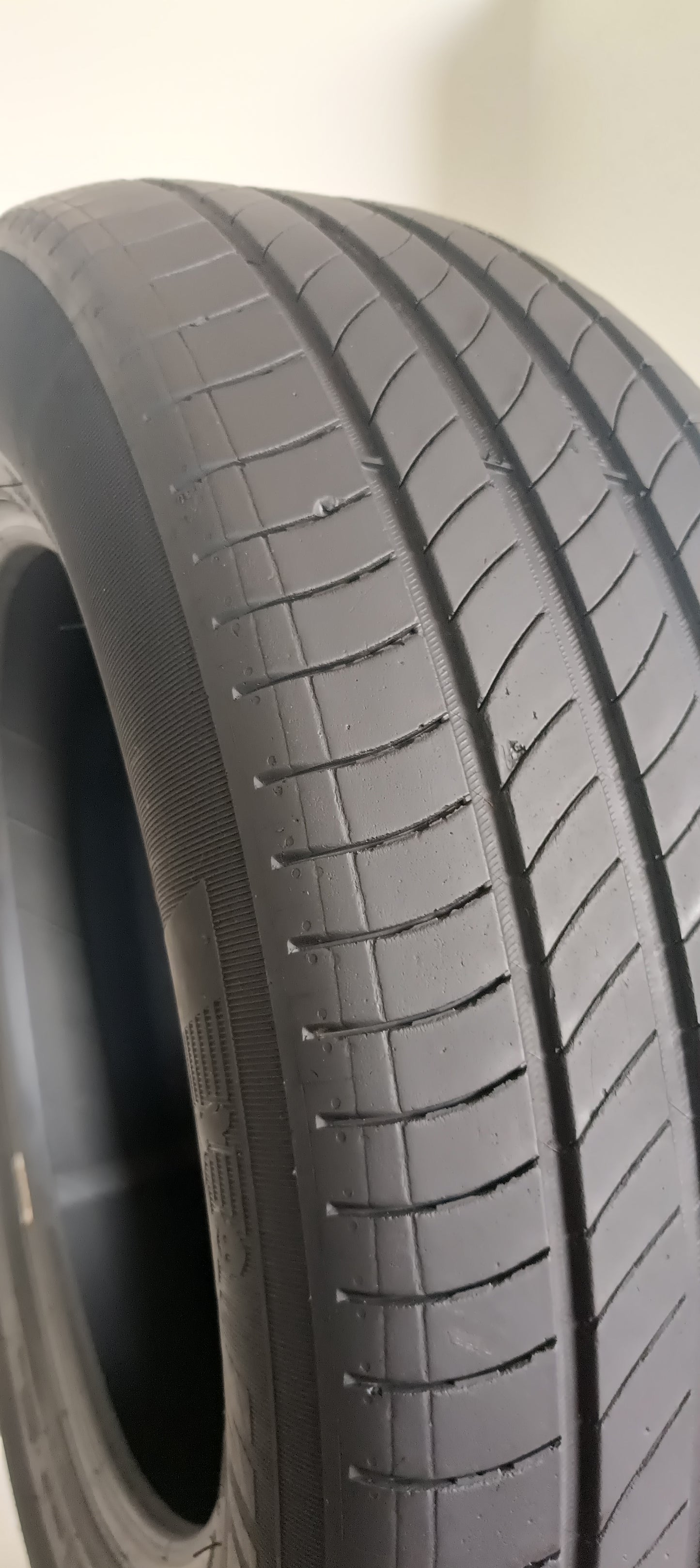 pneumatici usati michelin 215/65 R17 primacy 4 cod.YY452