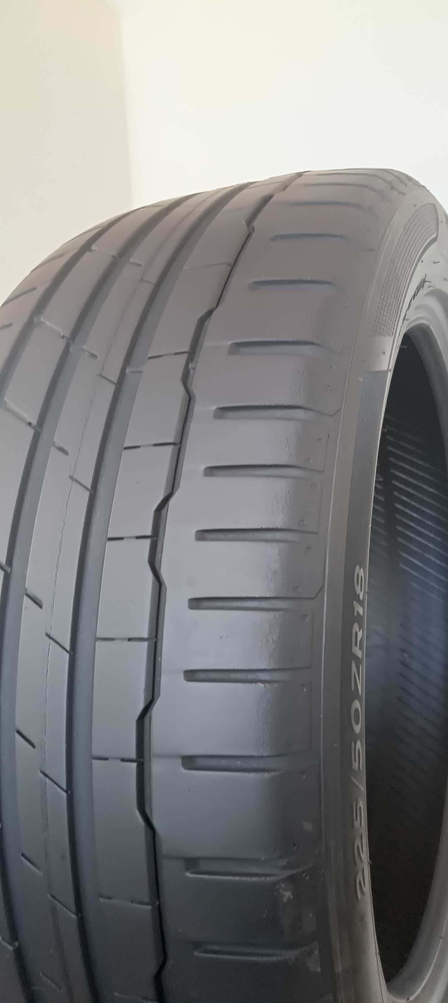 pneumatici usati hankook 225/50 r18 ventus s1 evo 3 cod.YY464