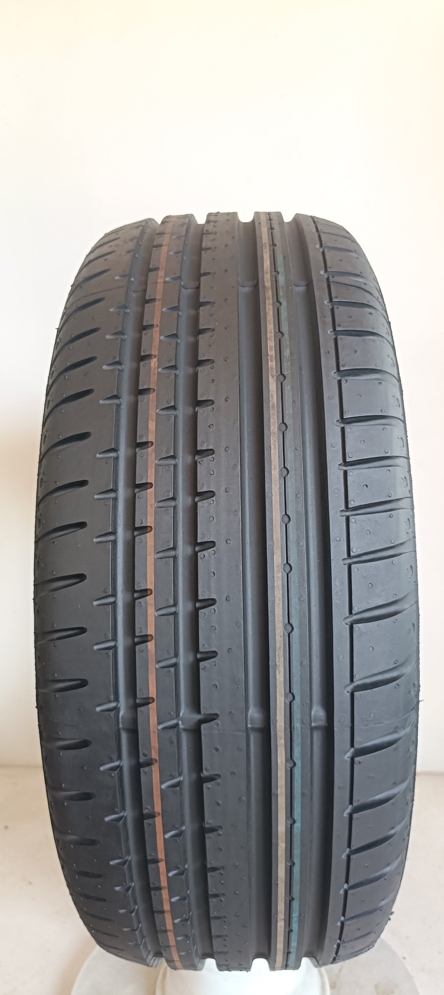pneumatici usati continental 215/45 r17 sportcontact 2 M.O. cod.YY467