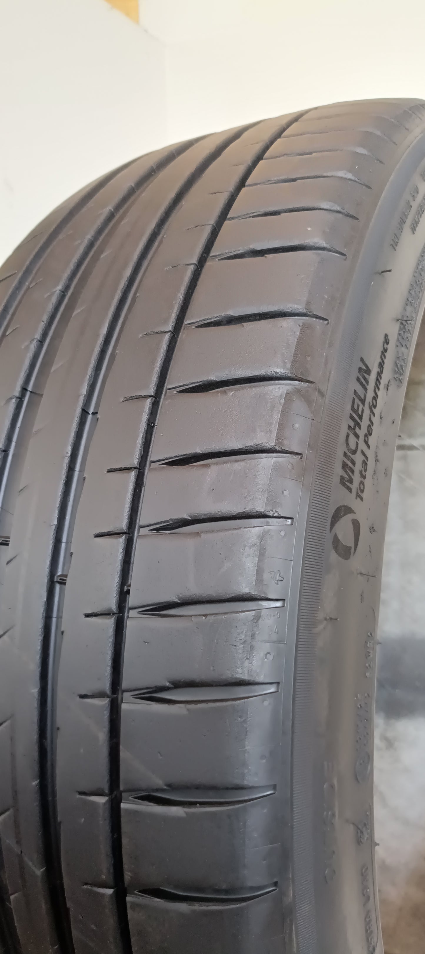 pneumatici usati michelin 245/45 r20 pilot sport 4 NFO cod.YY475