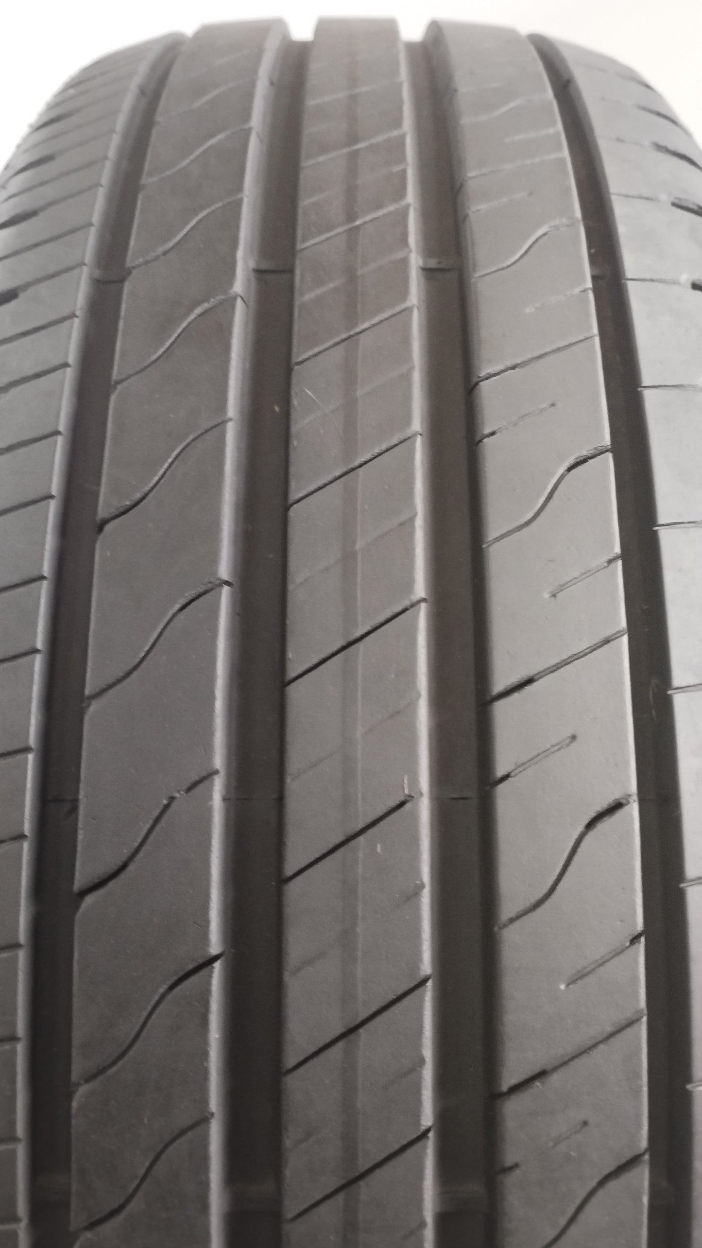 goodyear 235/55 r19 efficientgrip 2 suv Art. YY47