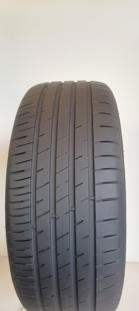 pneumatici usati momo 225/55 r17 toprun m30 europa cod.YY487