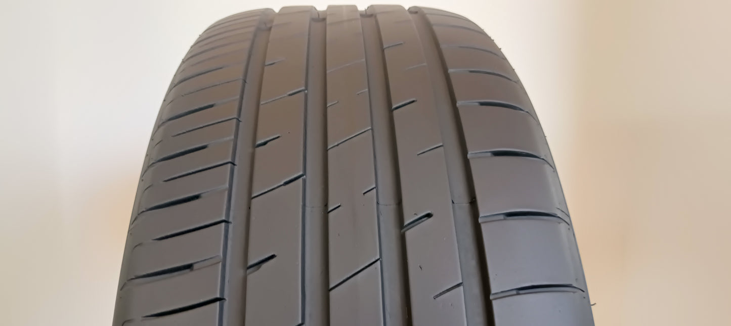 pneumatici usati momo 225/55 r17 toprun m30 europa cod.YY487