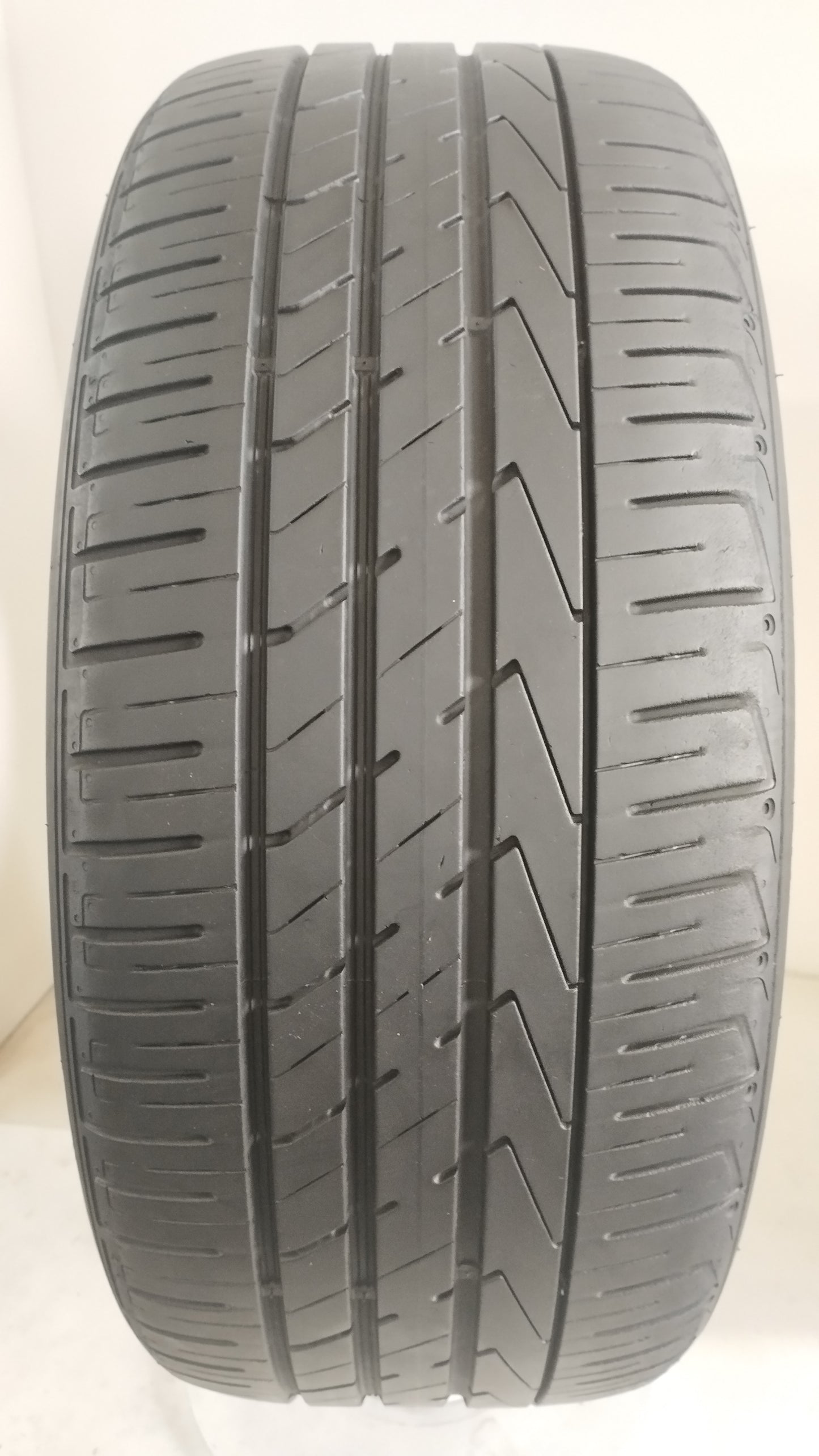 hankook 235/50 r19 ventus s1 evo 2 suv Art. YY48