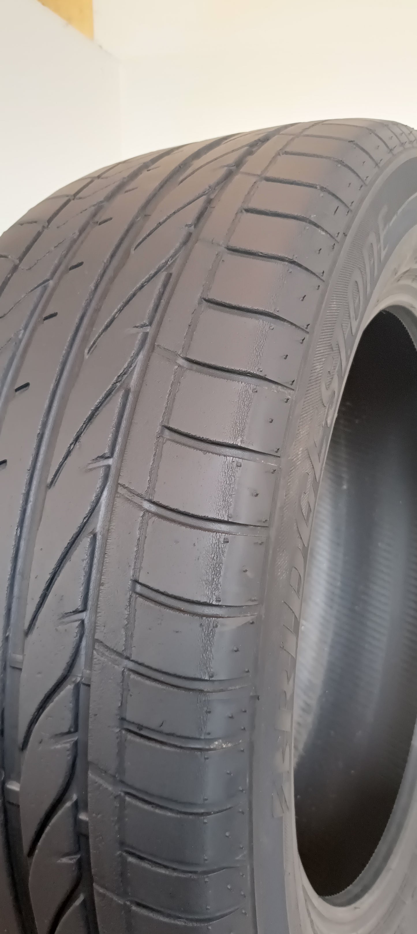 pneumatici usati bridgestone 255/55 r19 dueler hp sport cod.YY499