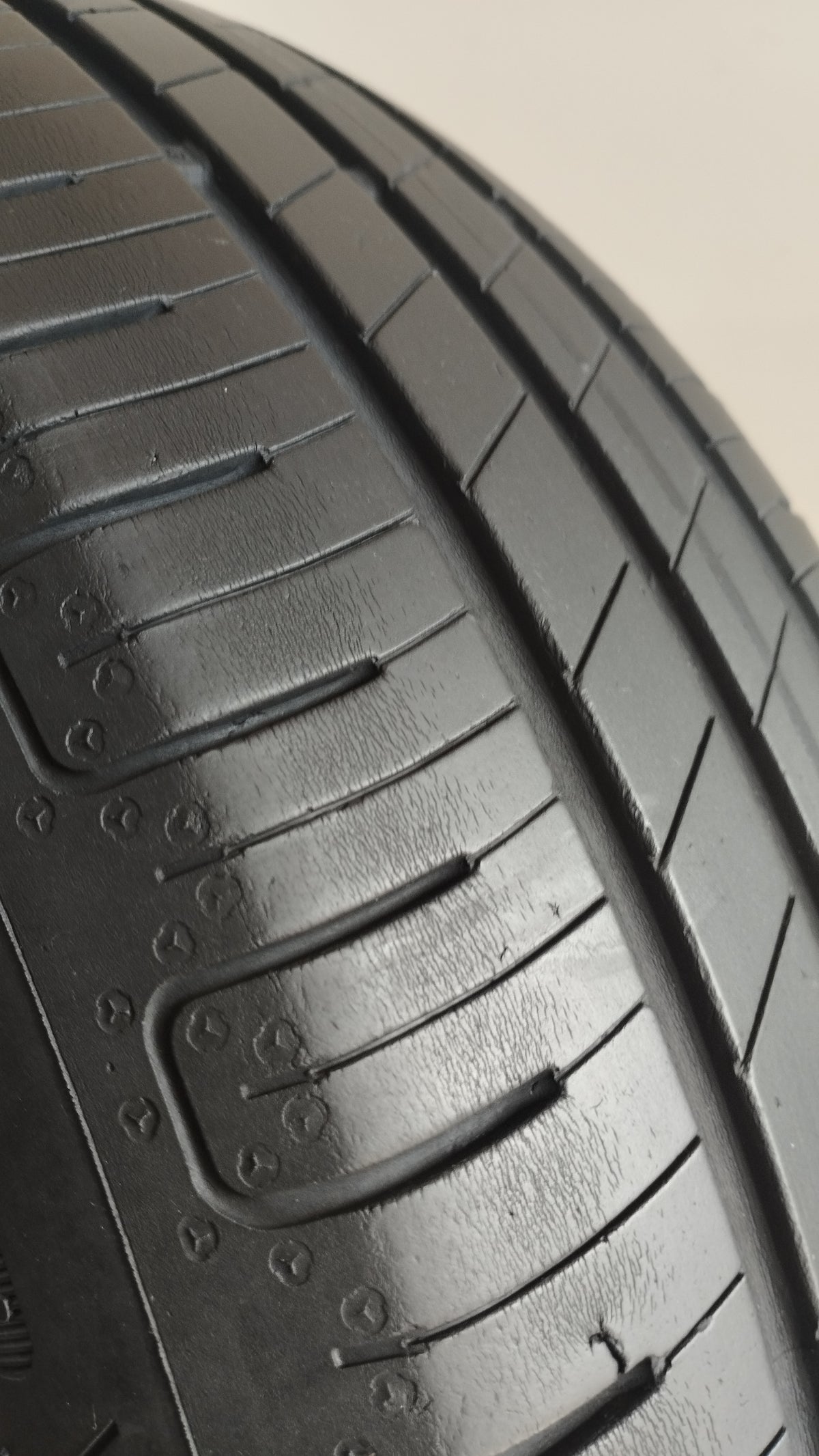 goodyear efficientperformance 175/65 r14 5.0 mm cod.YY532