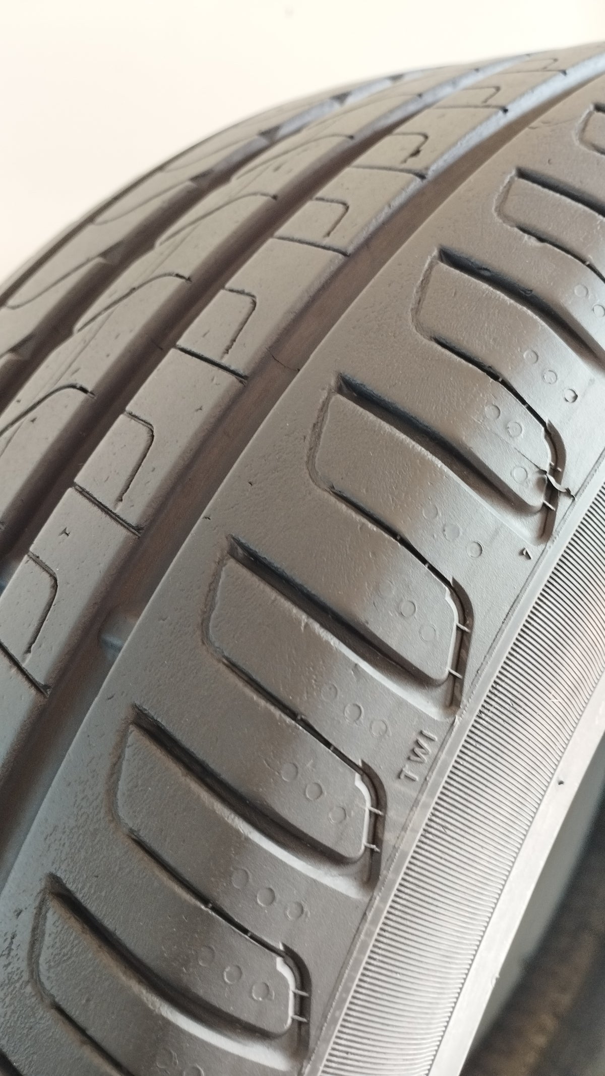 pirelli cinturato p7 MOE runflat 245/40 r19 6.0 mm cod.YY538