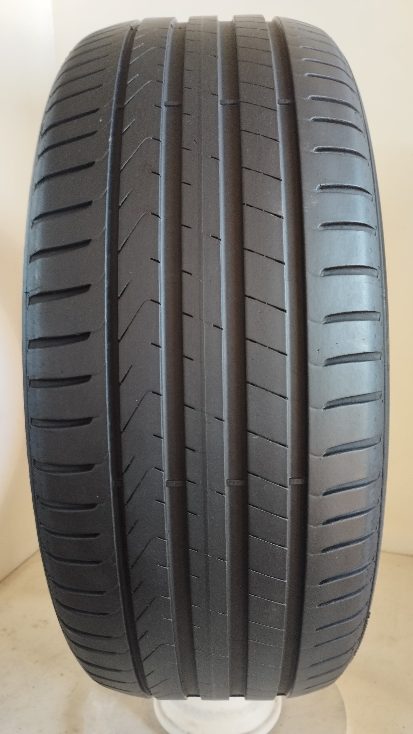 pirelli 255/45 r19 scorpion cod.YY62