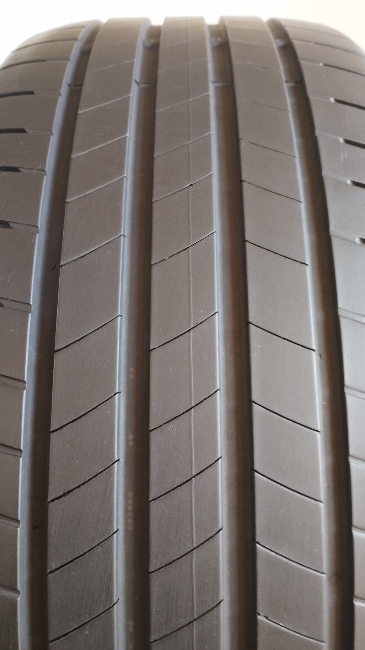 bridgestone 235/45 r19 t005 turanza cod.YY63