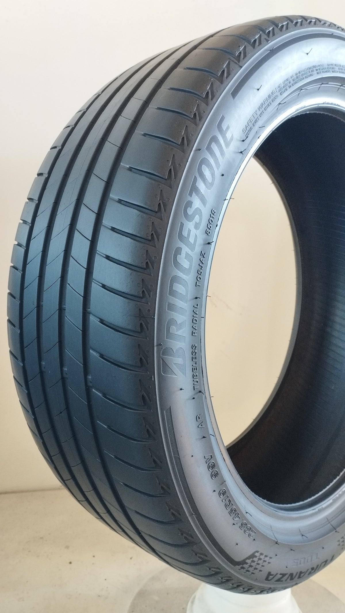 bridgestone 235/45 r19 t005 turanza cod.YY63