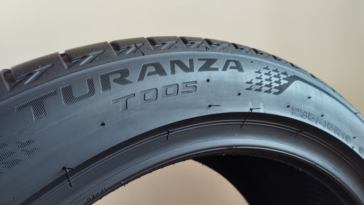 bridgestone 235/45 r19 t005 turanza cod.YY63