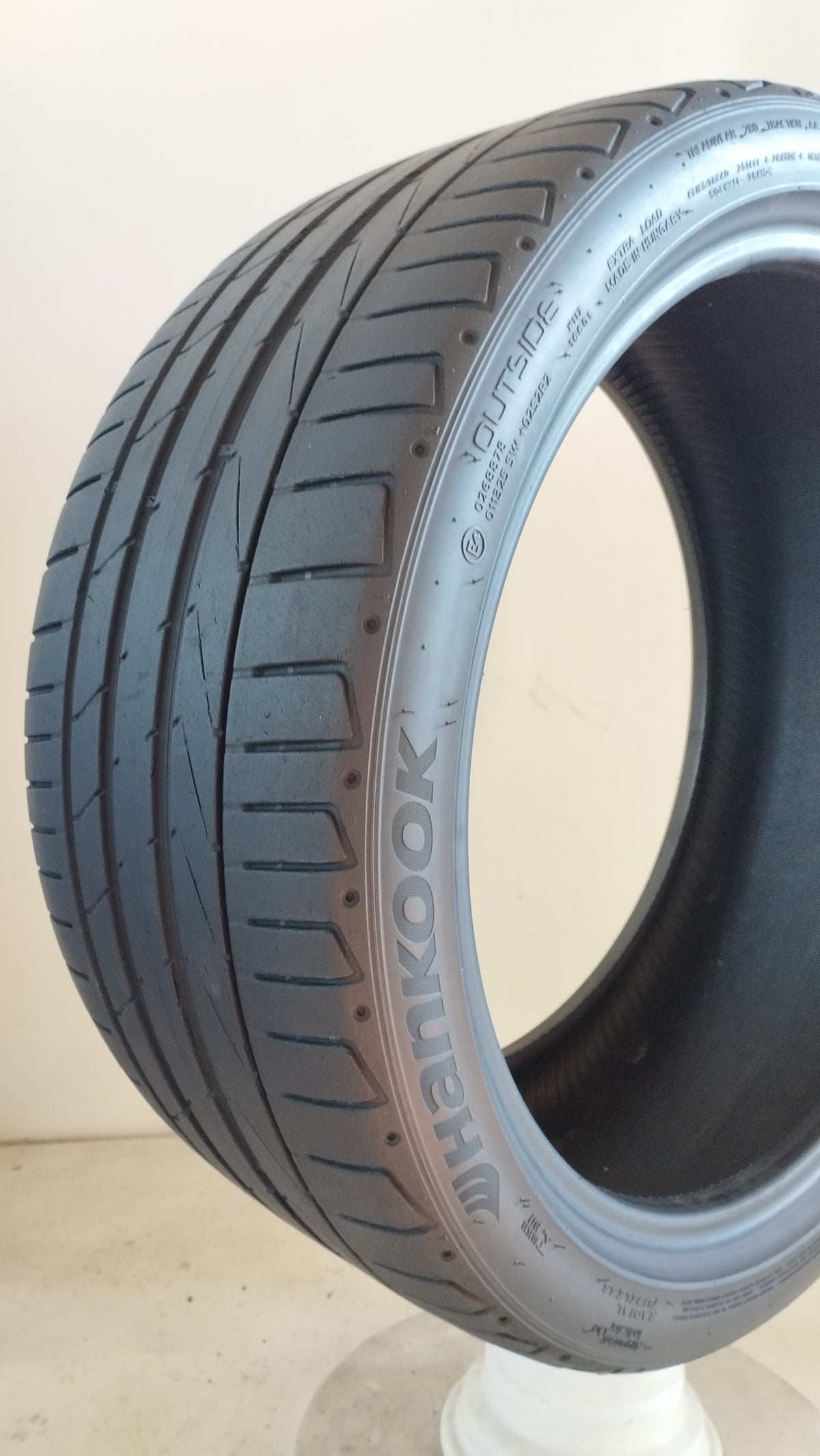 hankook 255/35 r19 ventus evo 2 s1 ao cod.YY80