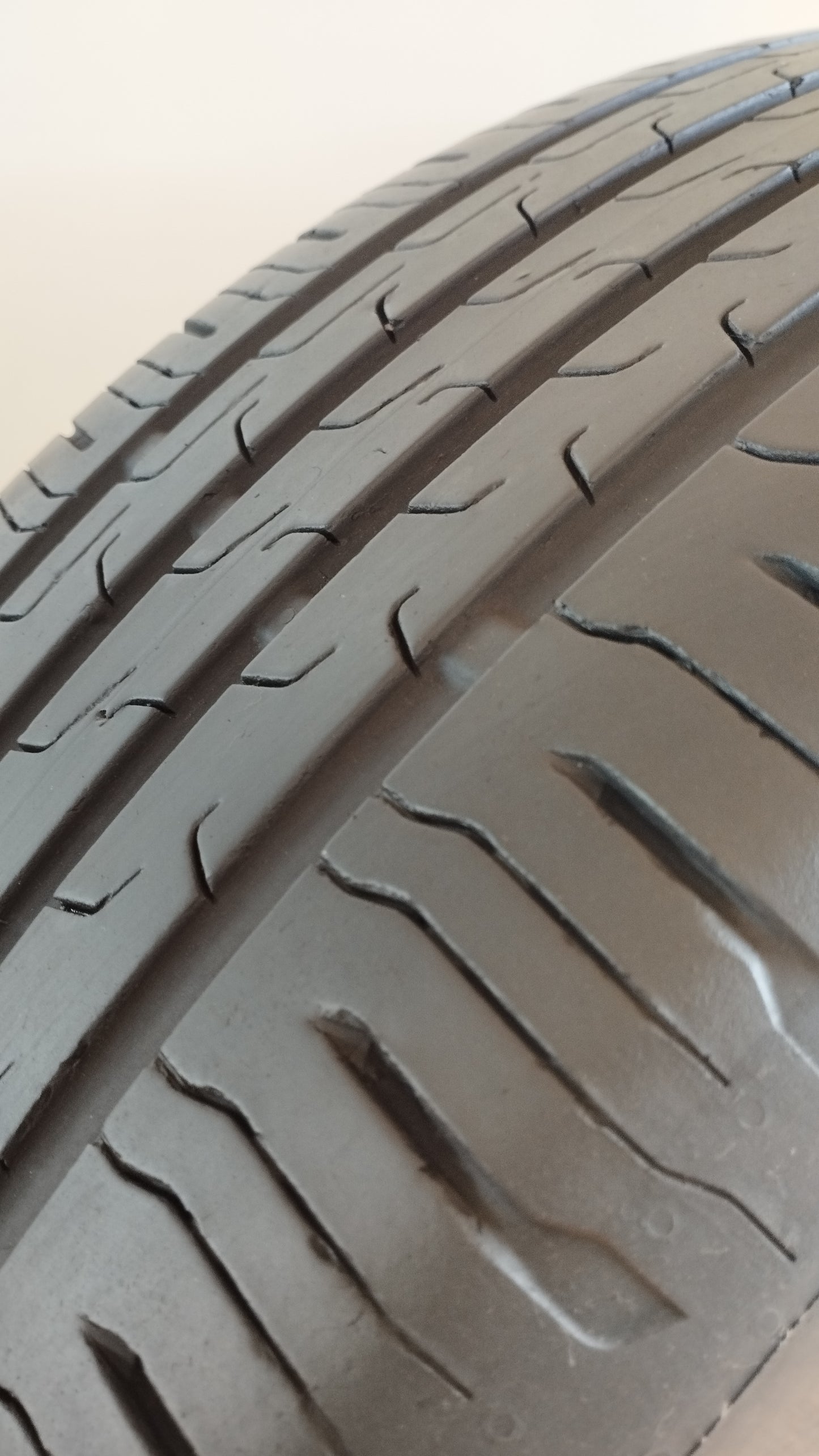 continental 225/60 r18 ecocontact 6 cod.YY89