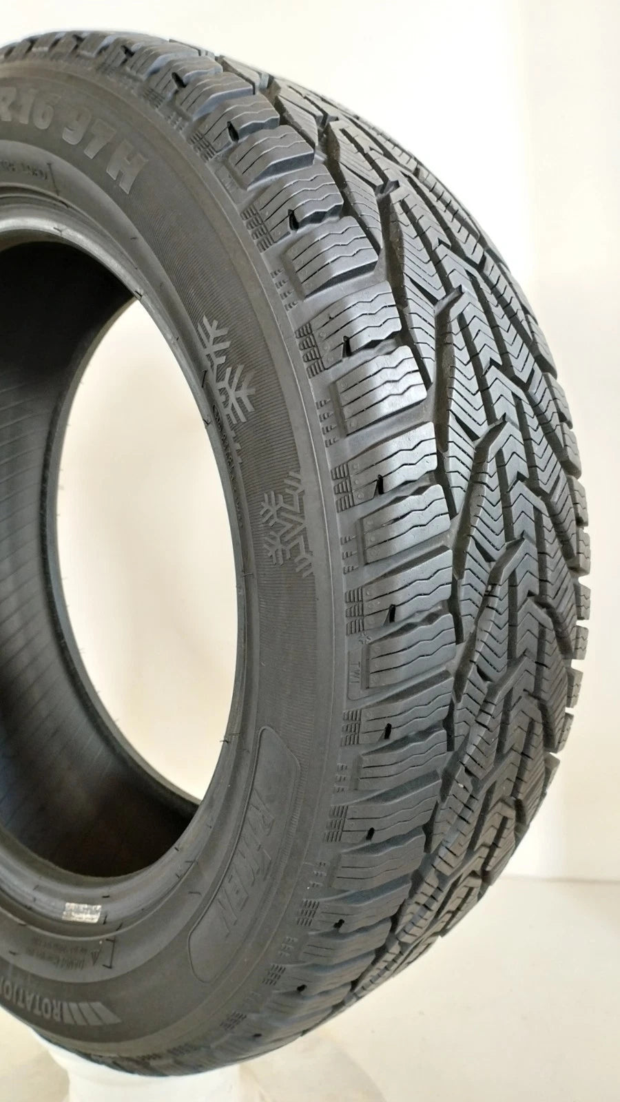 Riken 215/55 r16 snow Art. XX56