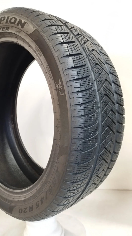 pirelli 255/45 r20 scorpion winter mgt Art. XX37