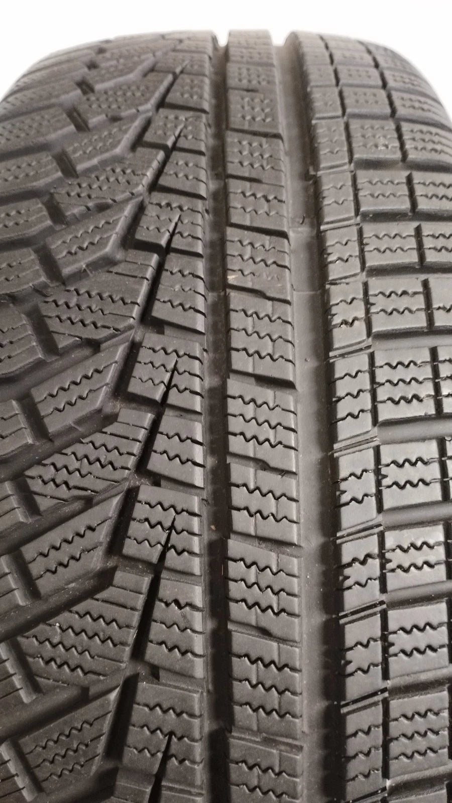 hankook 205/45 r17 wintericept evo2 Art. XX72